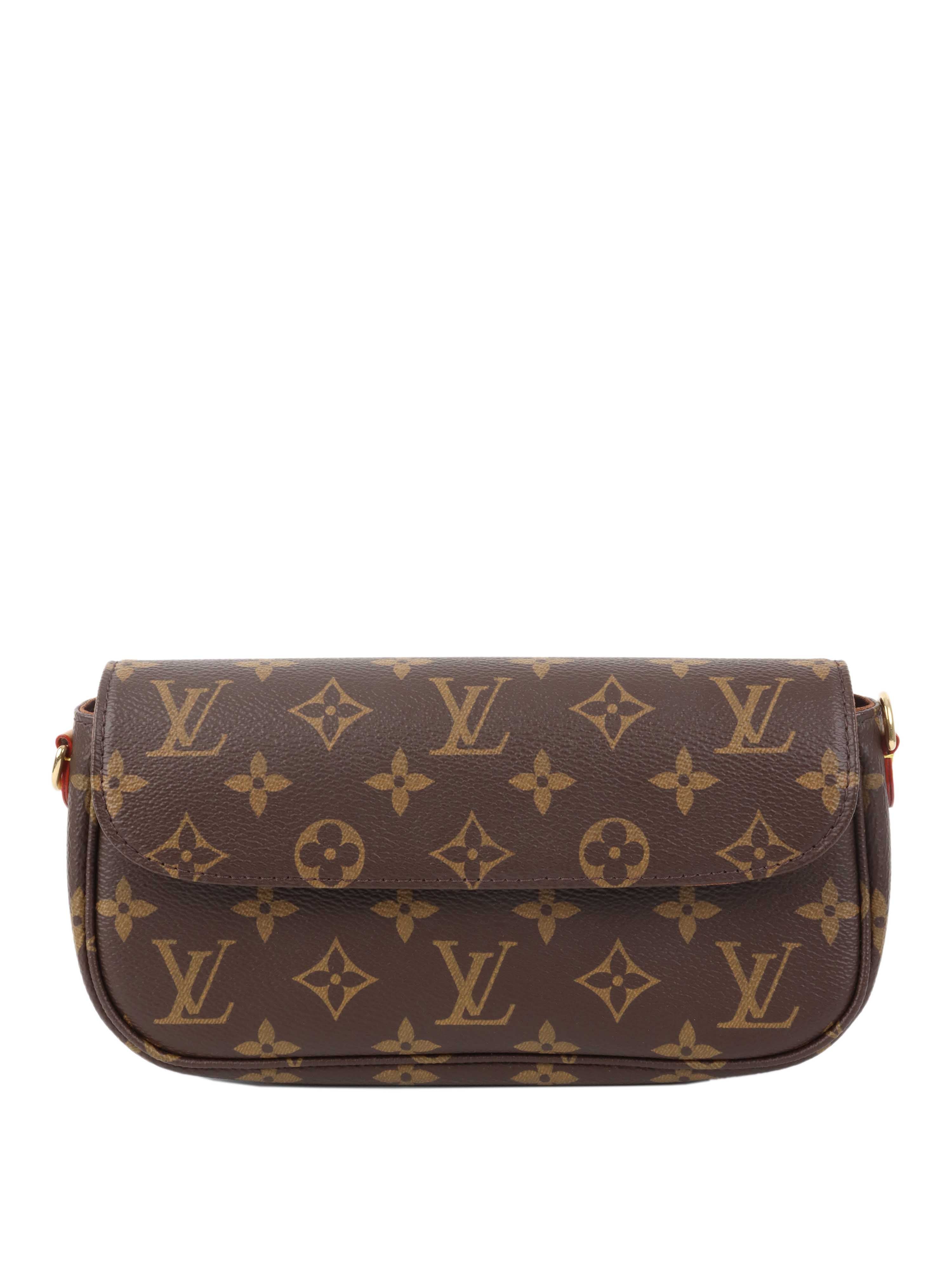 Louis Vuitton Ivy Wallet on Chain.