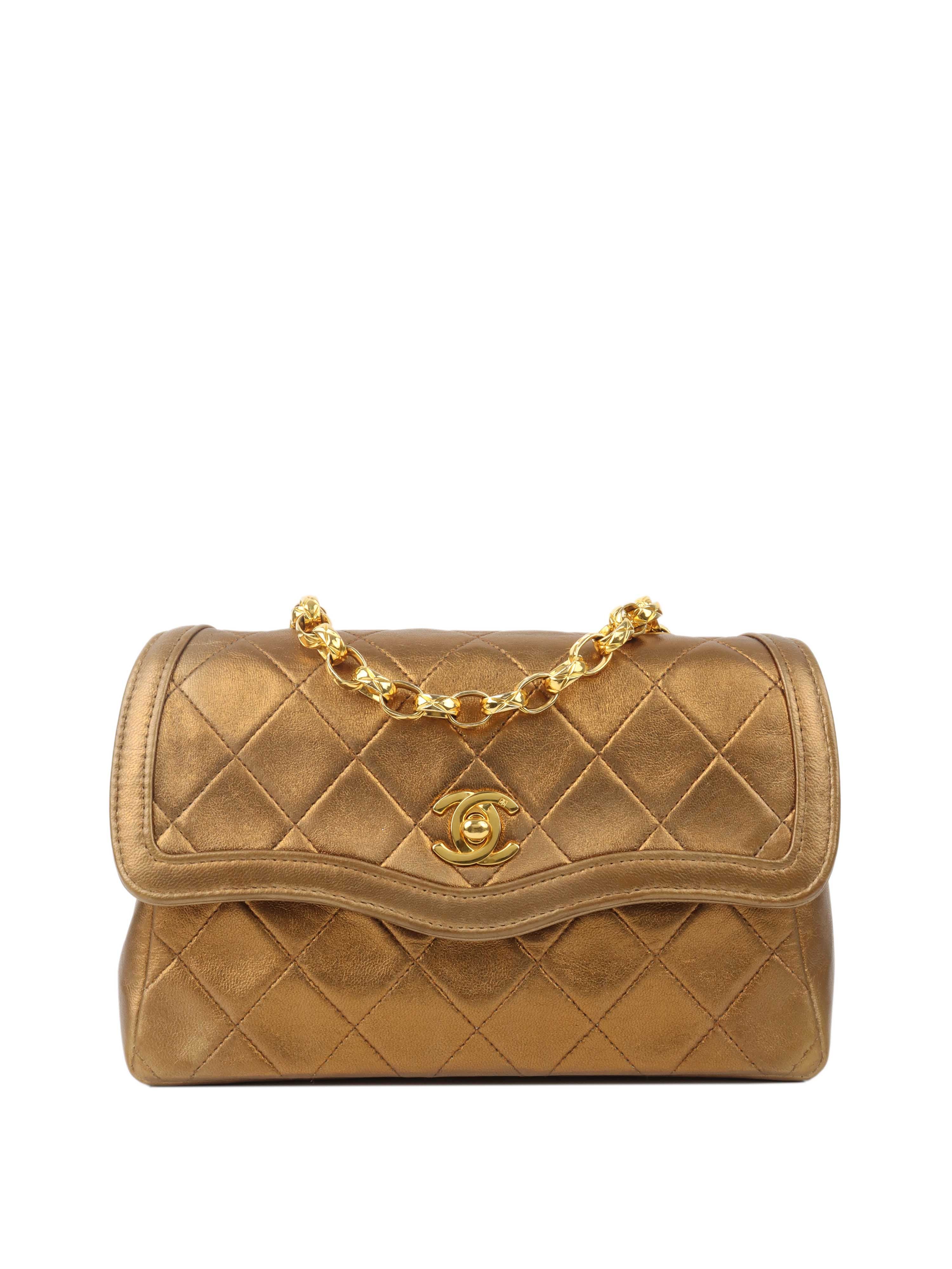 Chanel Gold Matellic Vintage Chain Bag.