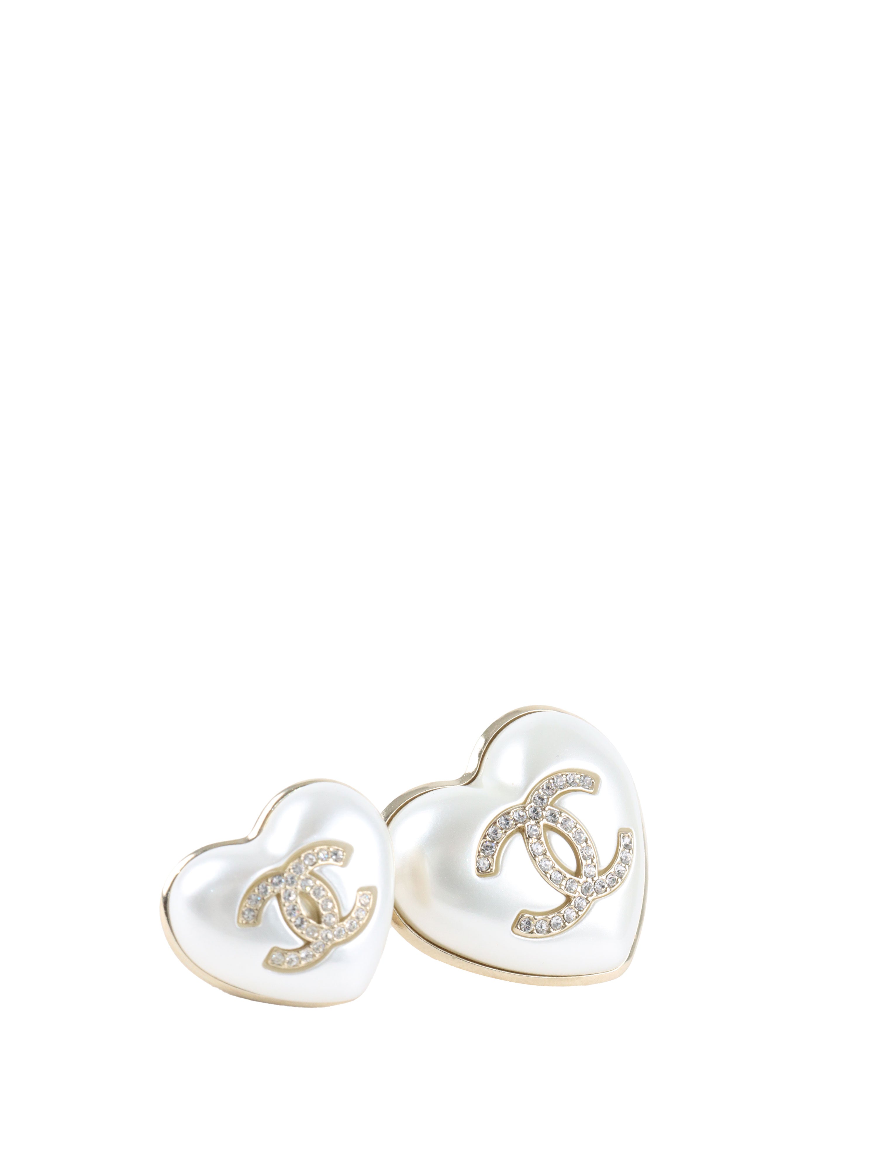 Chanel Set of 2 Heart Shape Brooch