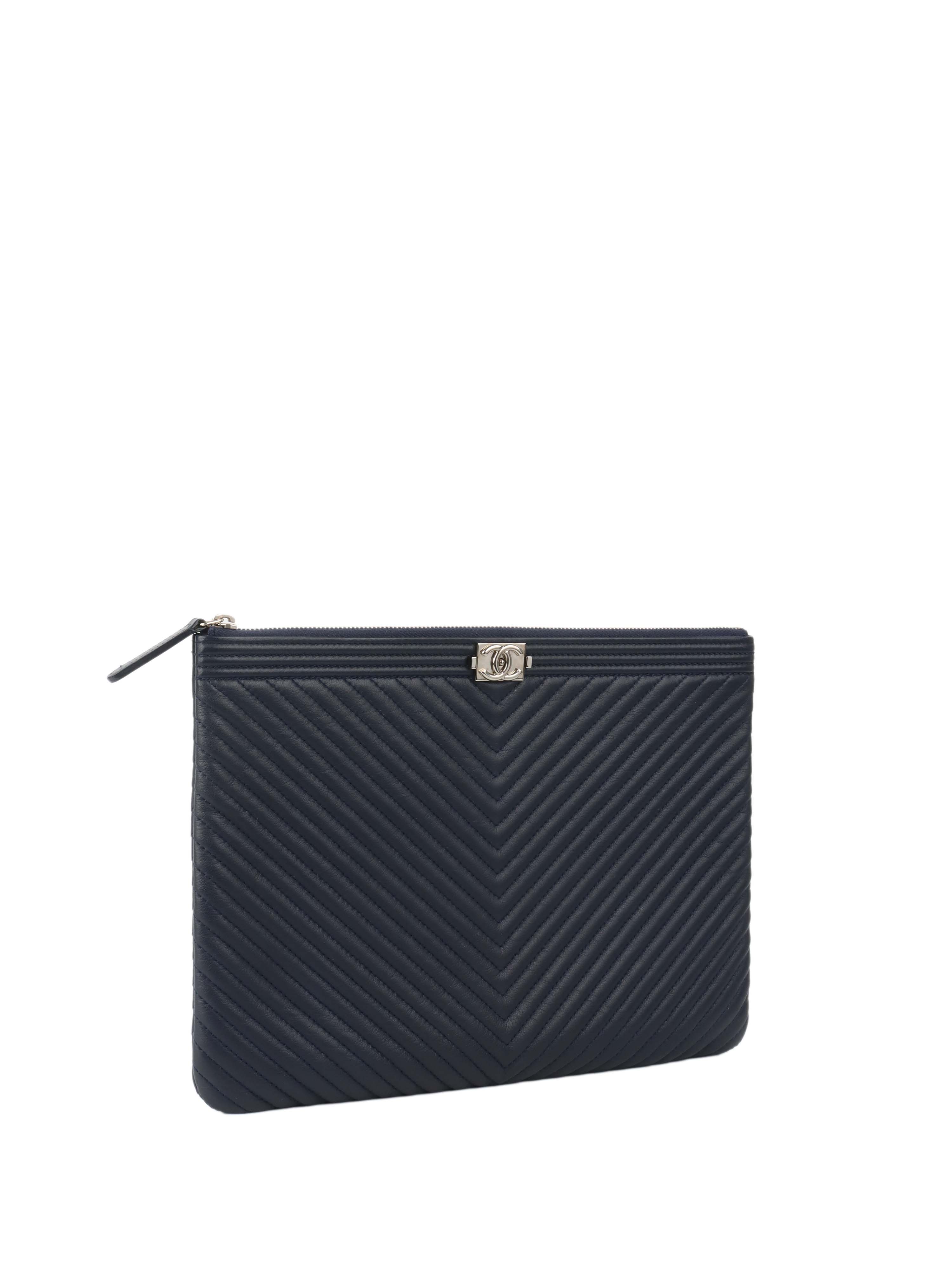 Chanel Navy Lambskin Medium Boy Chevron Pouch SHW.