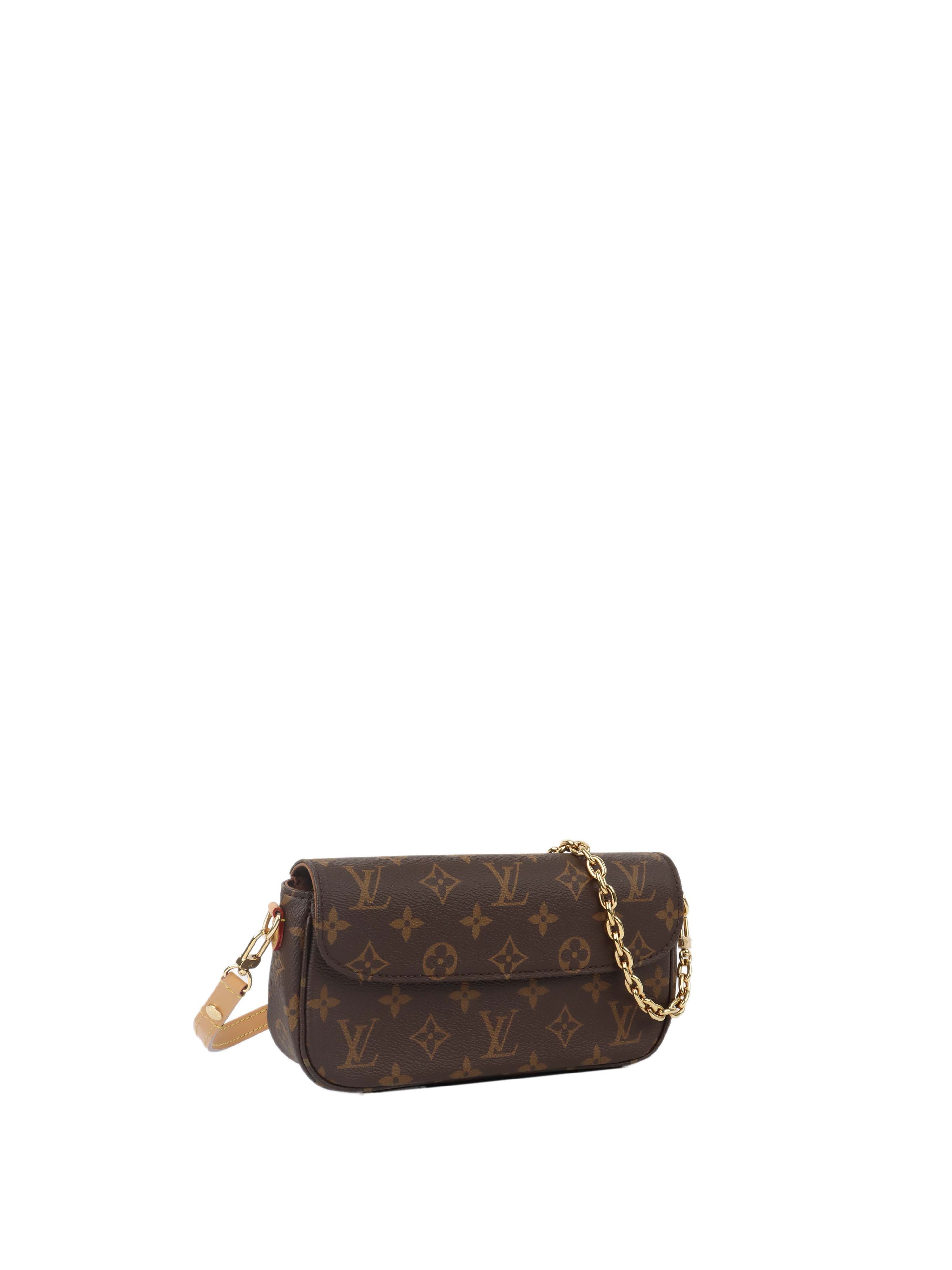 Louis Vuitton Monogram Wallet on Chain Ivy.