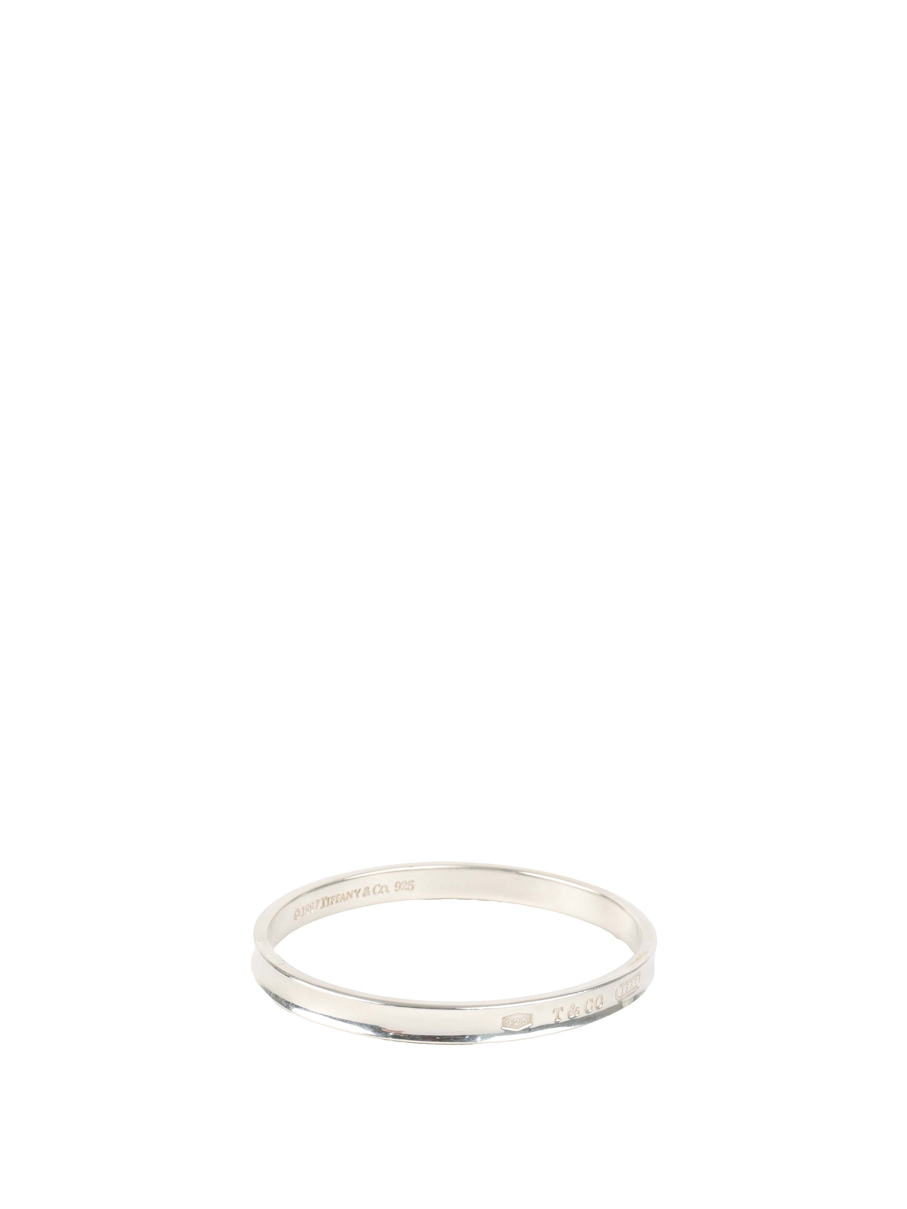 Tiffany and Co 1837 Narrow Oval Bangle.