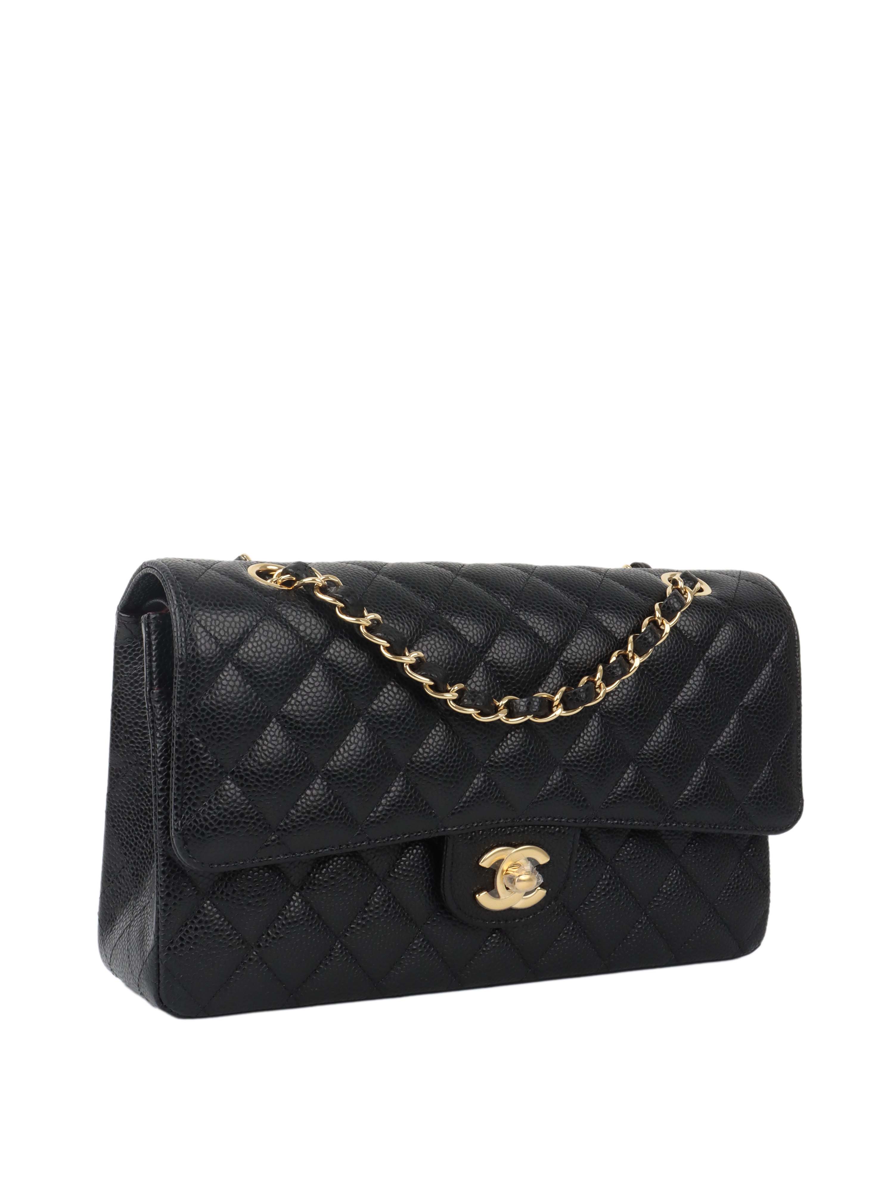 Chanel Black Medium Caviar Classic Flap GHW.