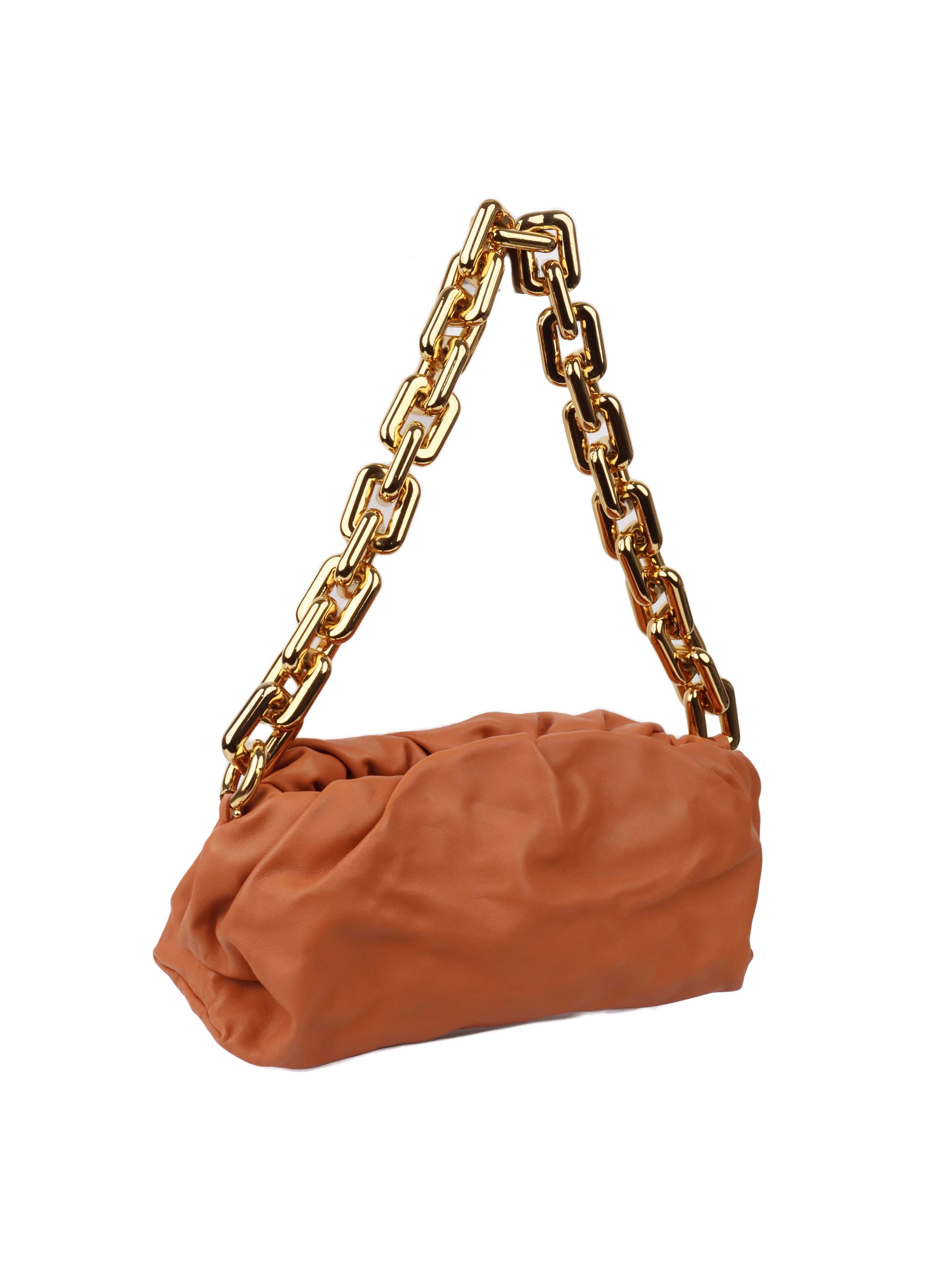 Bottega Veneta Chain Pouch Smooth, Cammello/Gold.