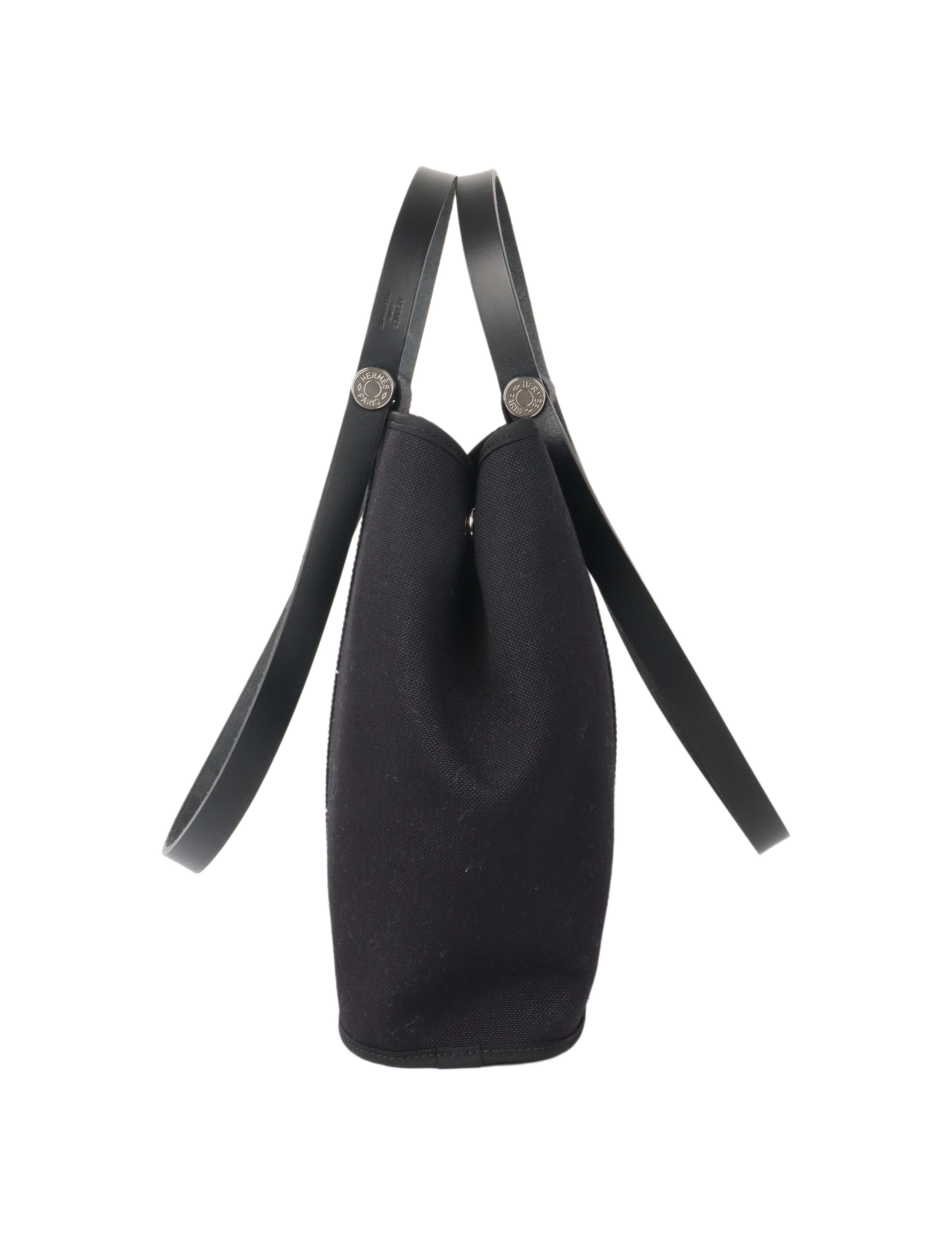 Hermes Noir Cabag 32 Bag.