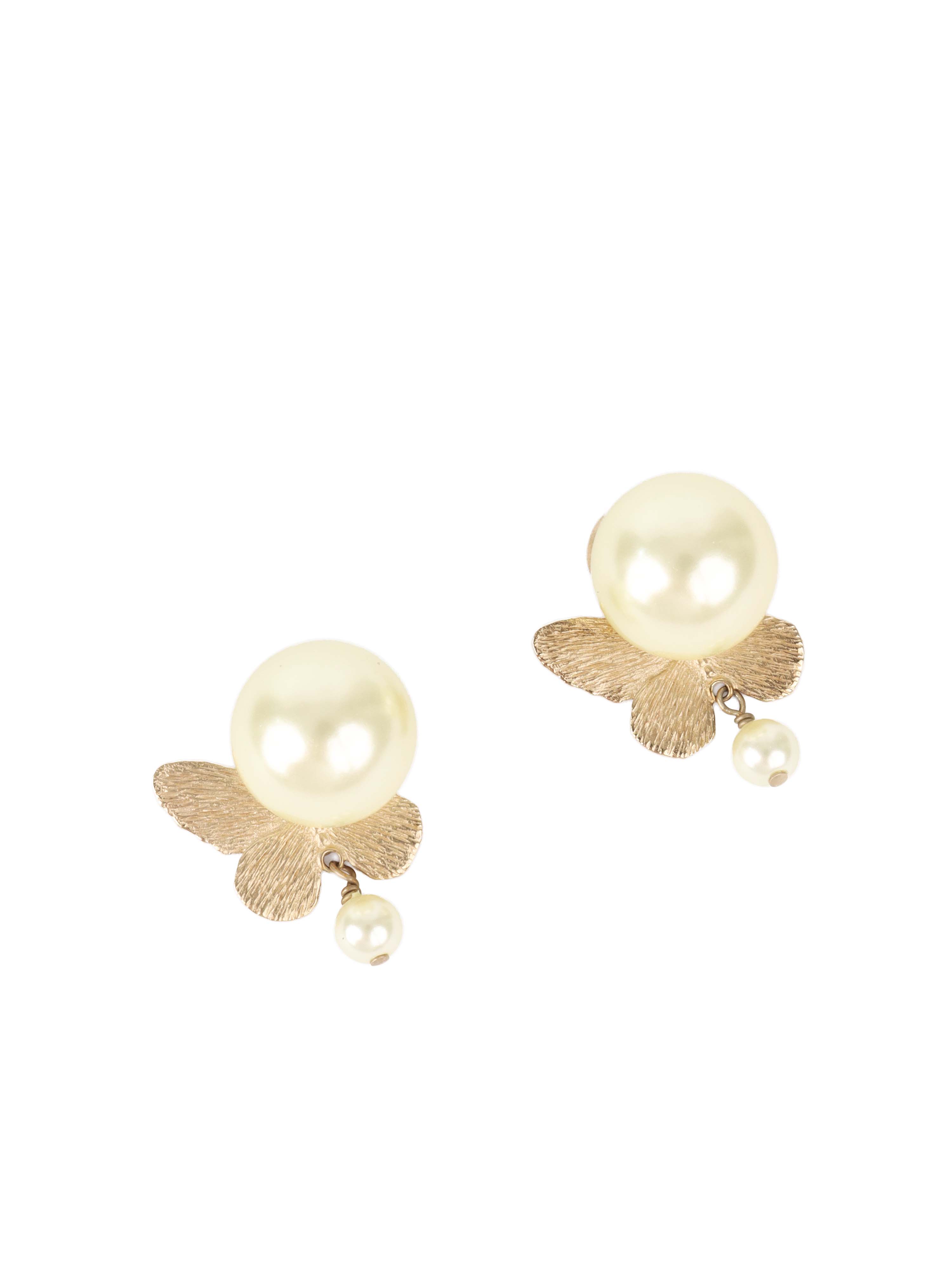 Dior Pearls and Butterflies Earring