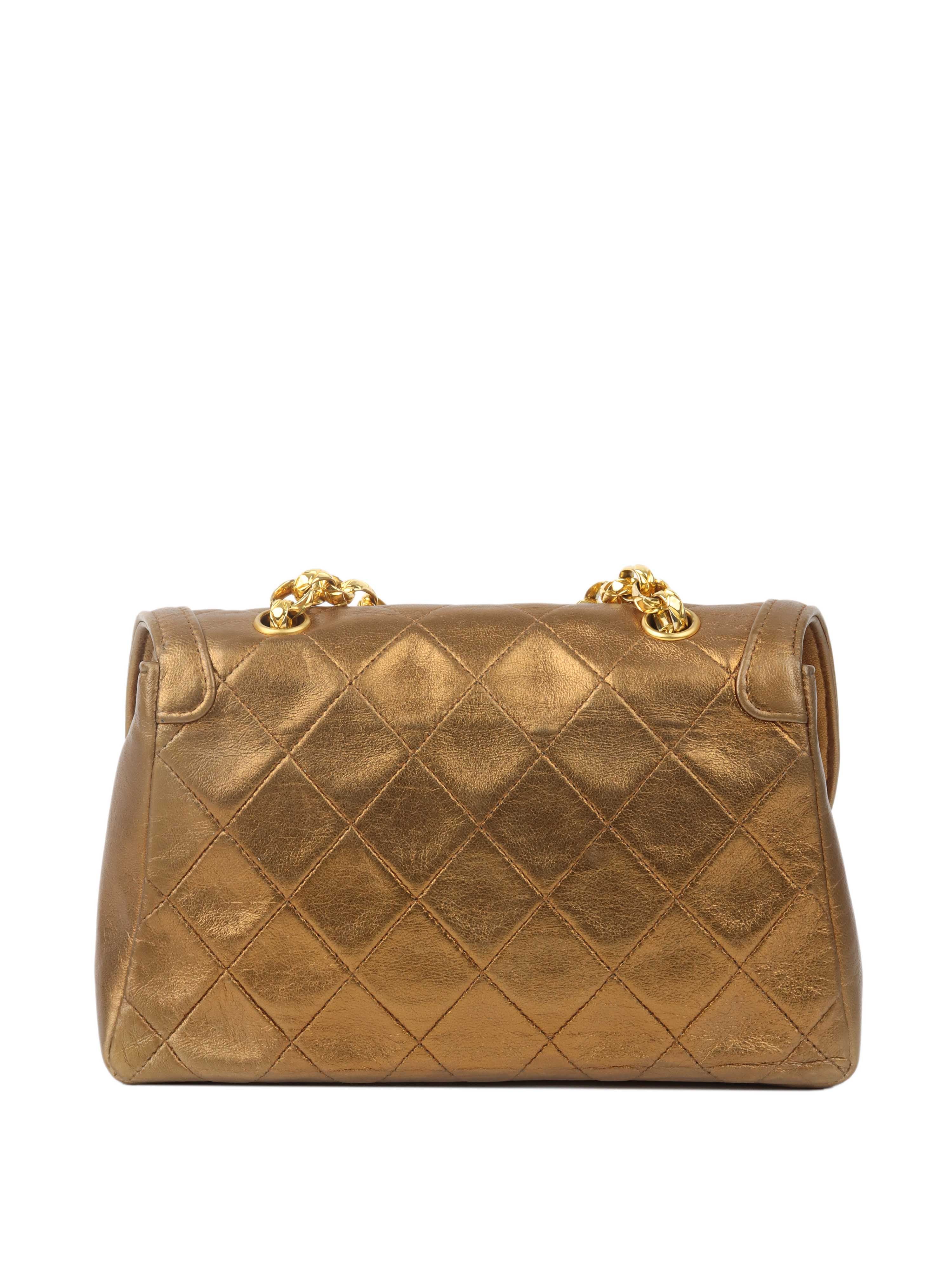 Chanel Gold Matellic Vintage Chain Bag.