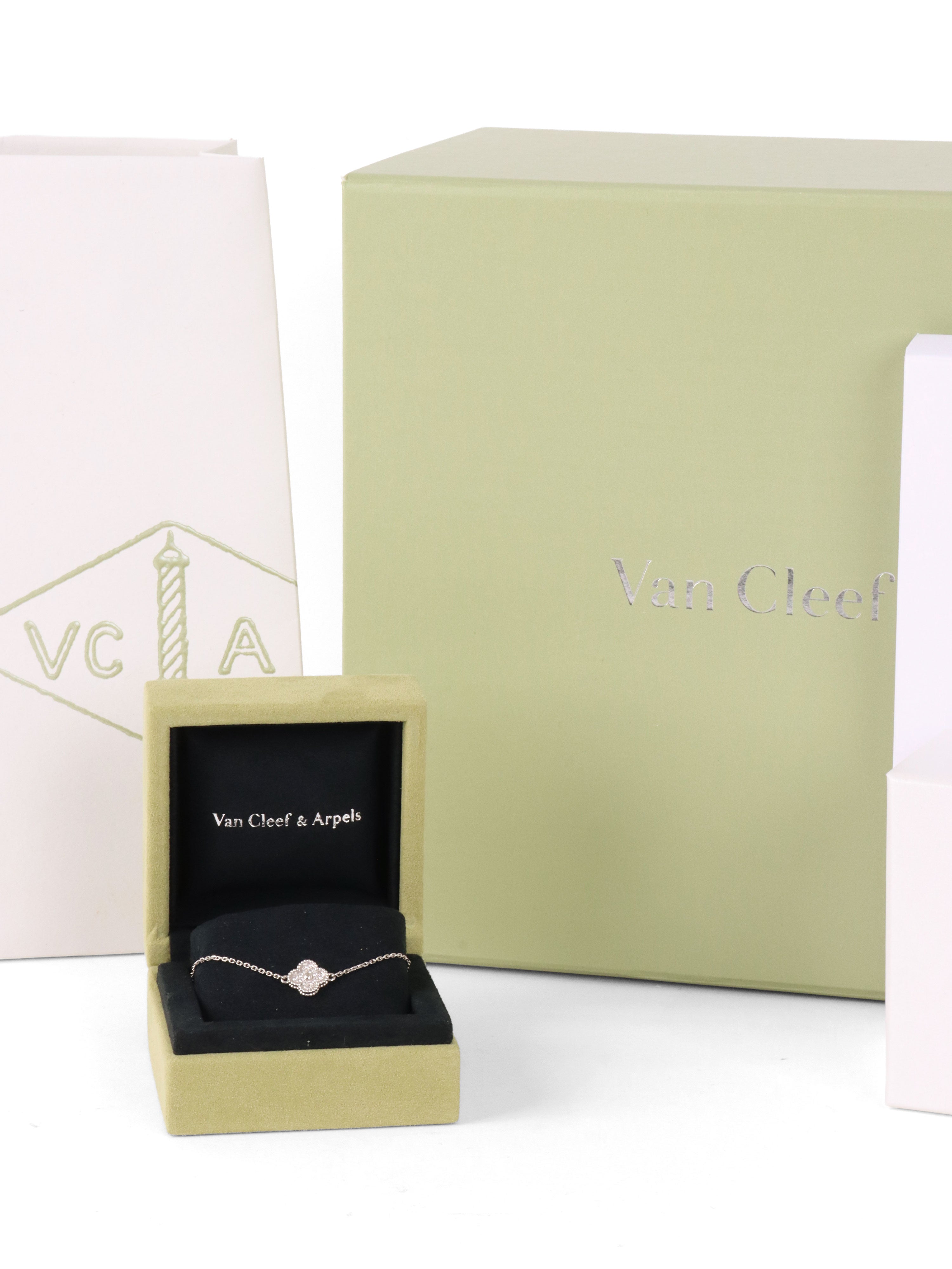 Van Cleef & Arpels Diamond Sweet Alhambra bracelet, 1 motif