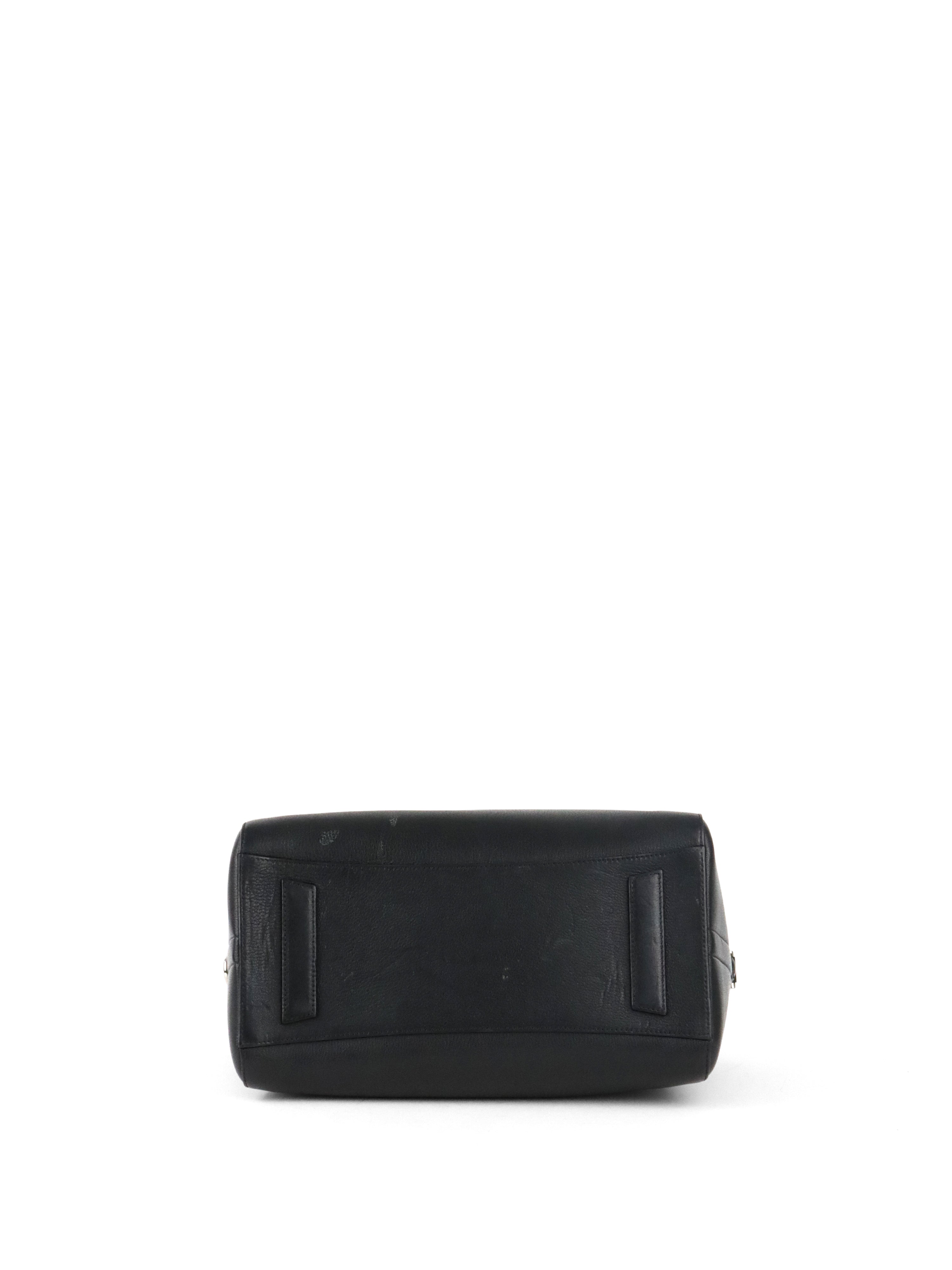 Givenchy Black Medium Antigona Bag