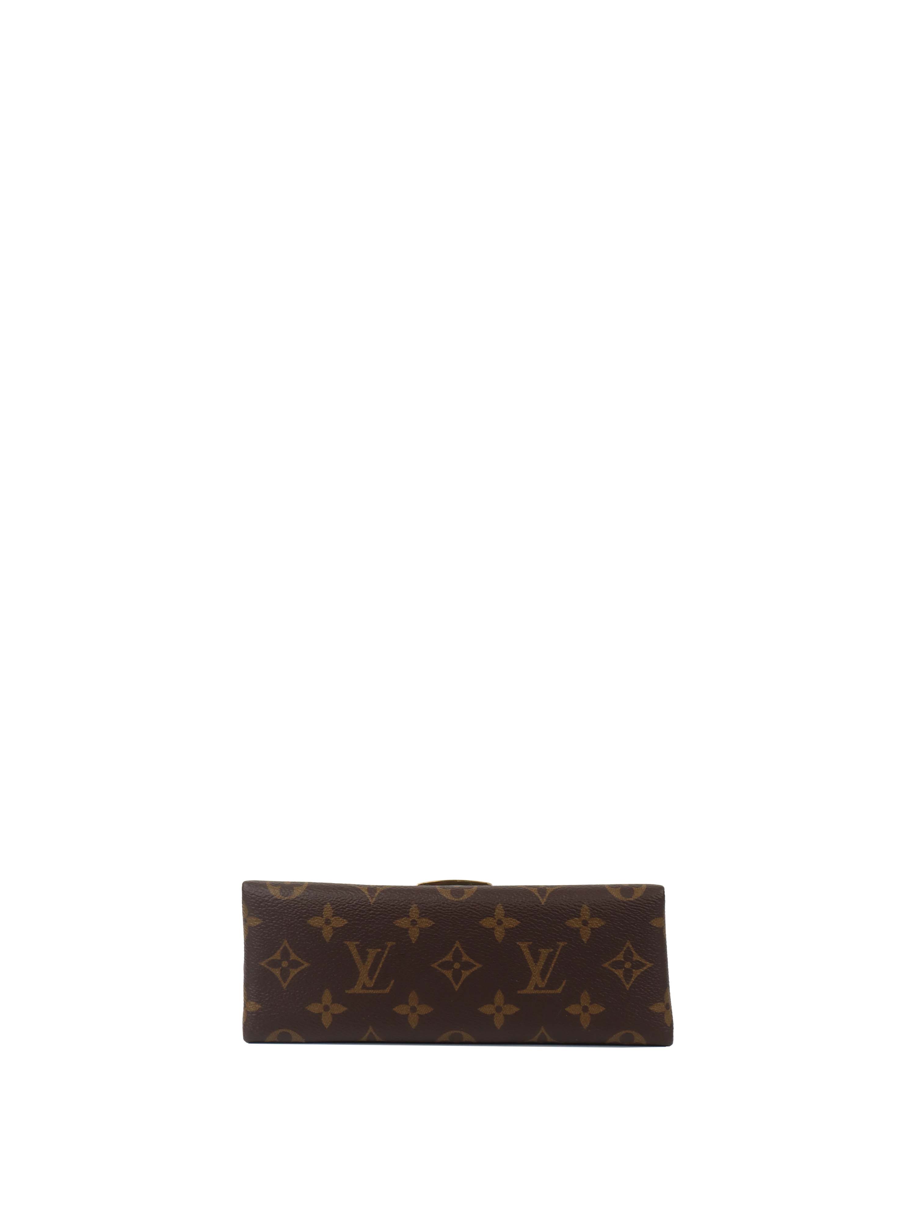 Louis Vuitton Black & Monogram Locky BB