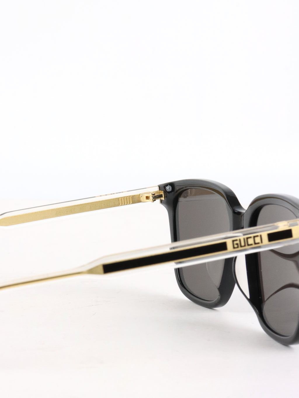 Gucci Black/Gold Sunglasses