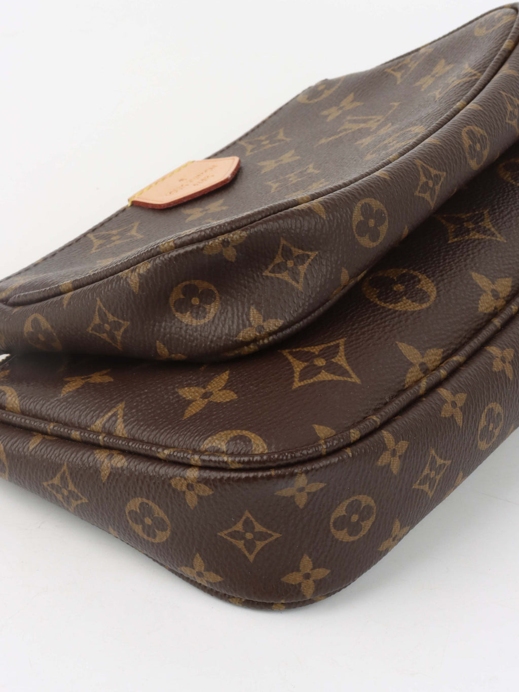 Louis Vuitton Khaki Multi Pochette Accessorises.