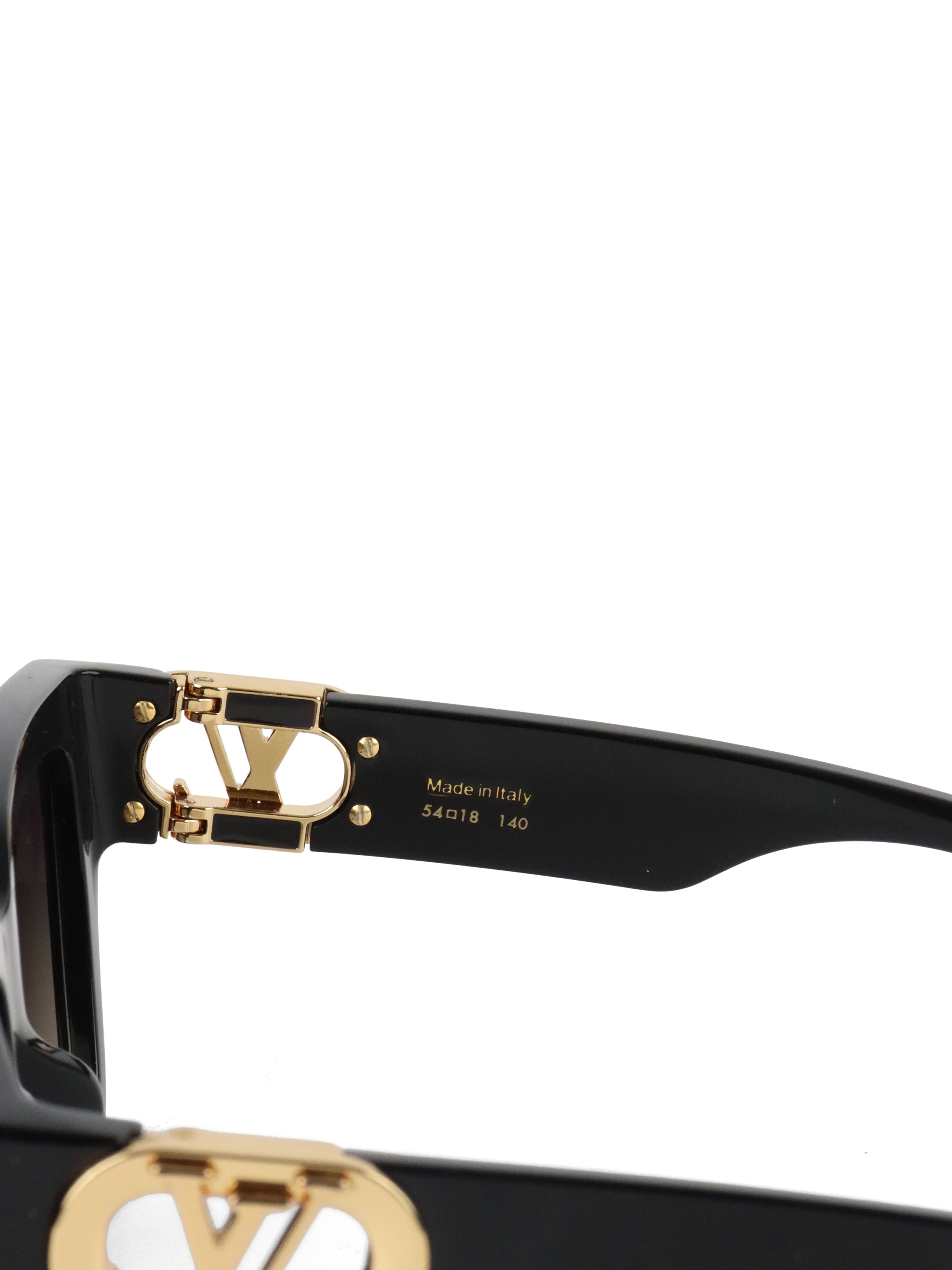Louis Vuitton Black  LV Link Square Sunglasses