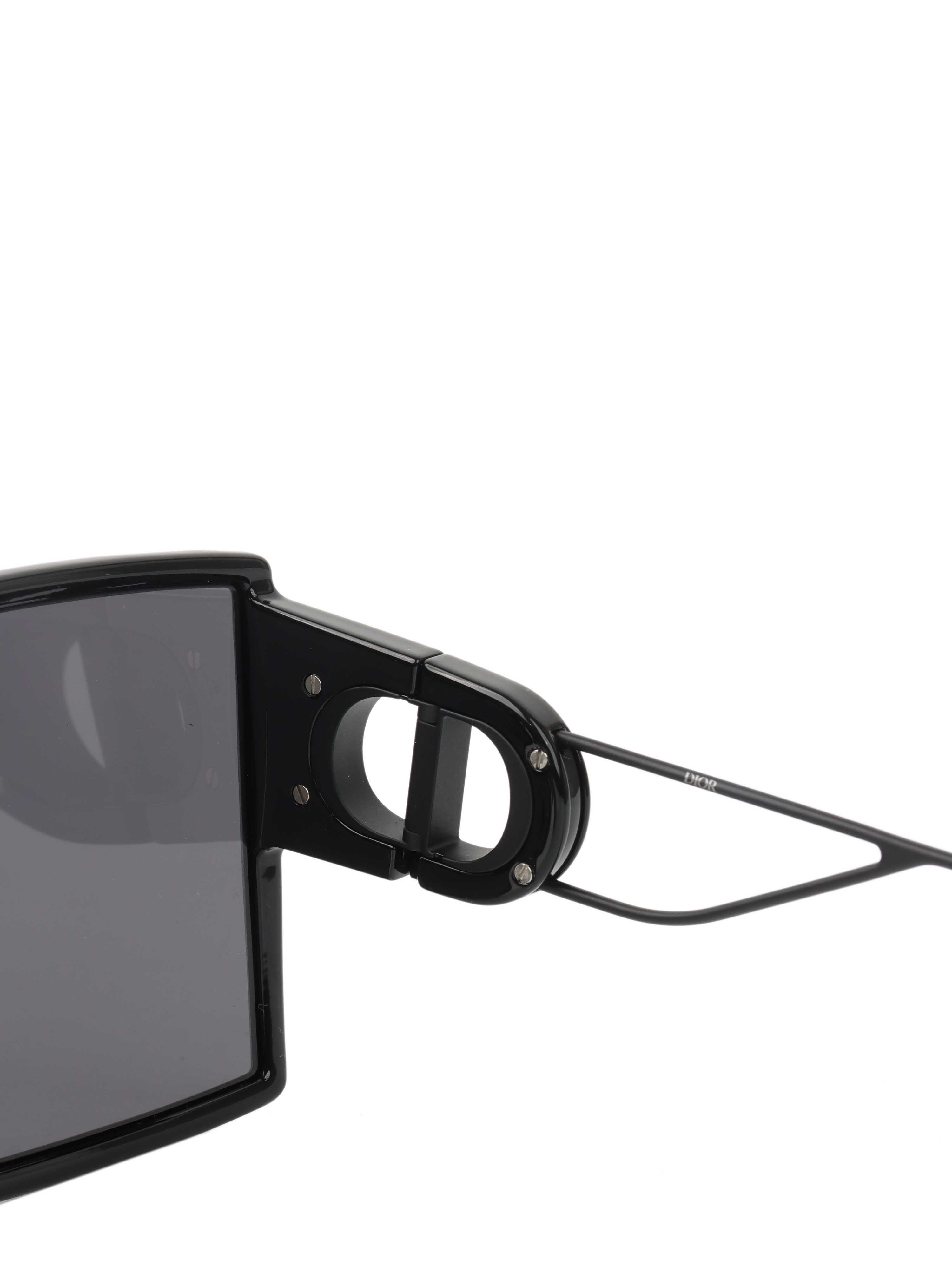 Dior All Black 30Montaigne Sunglasses.