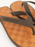 Louis Vuitton La Maison Flats.