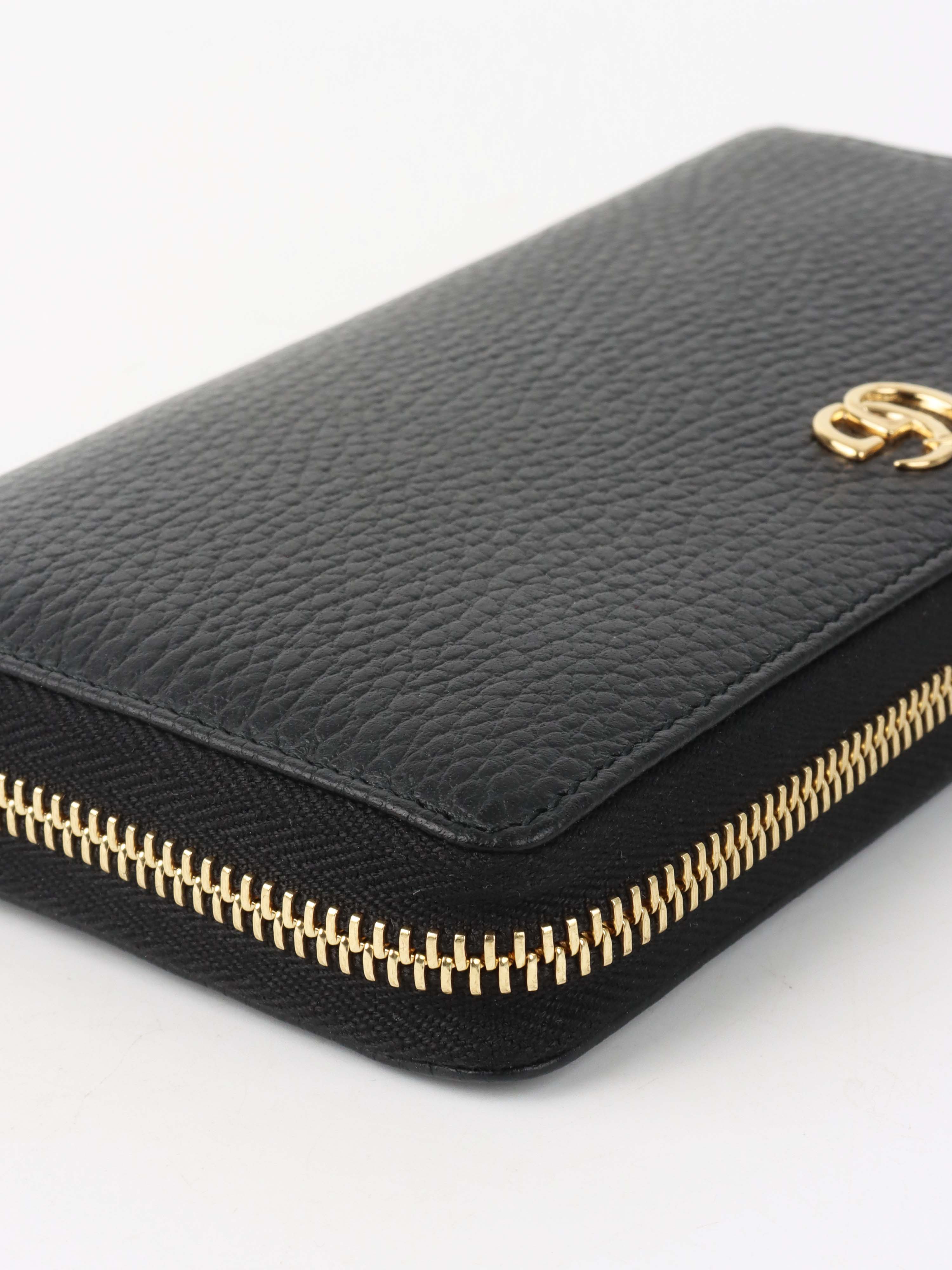 Gucci Marmont Zip Around Wallet.