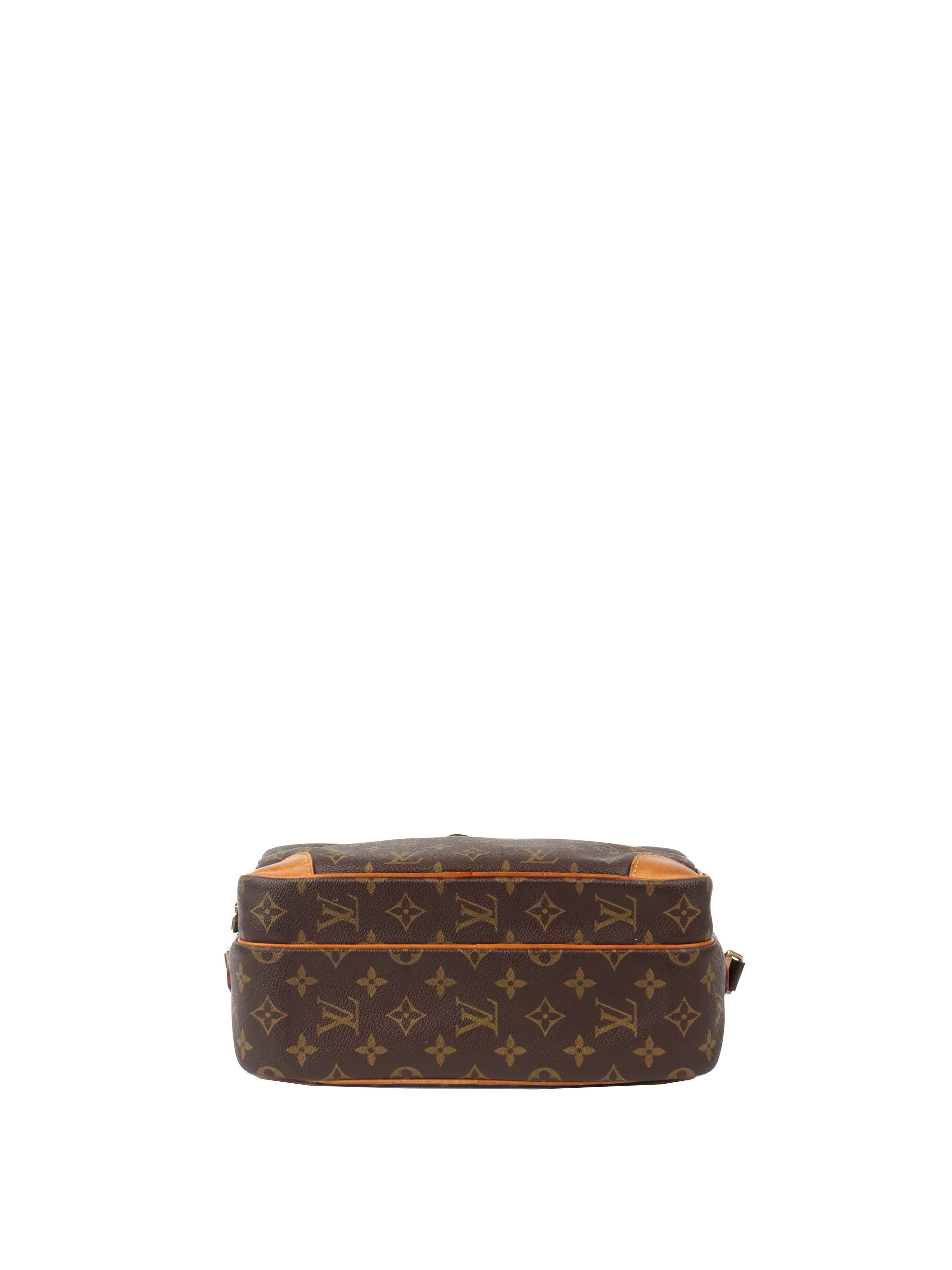 Louis Vuitton Monogram  Nile Messenger Bag.