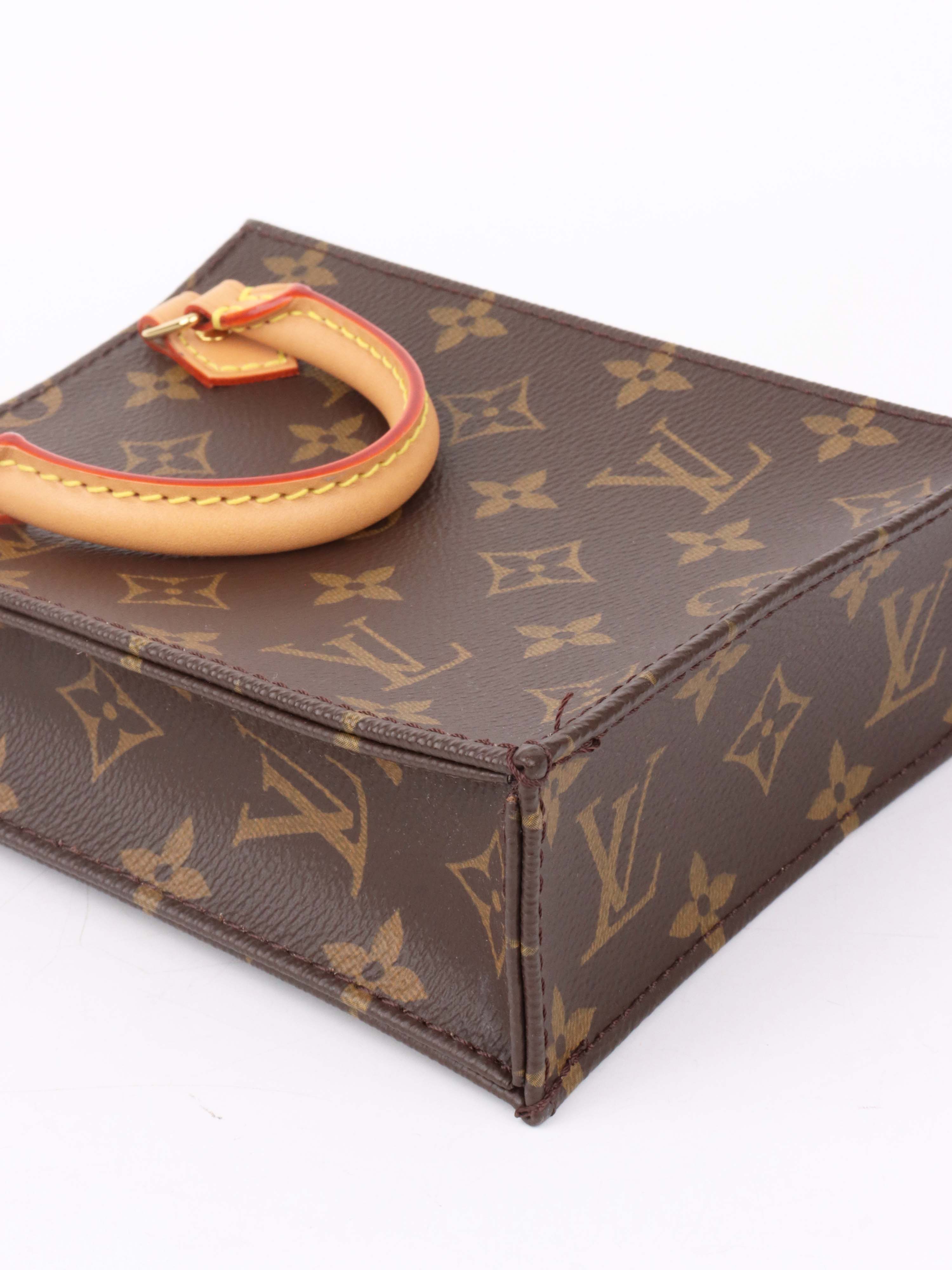 Louis Vuitton Monogram Petit Sac Plat.