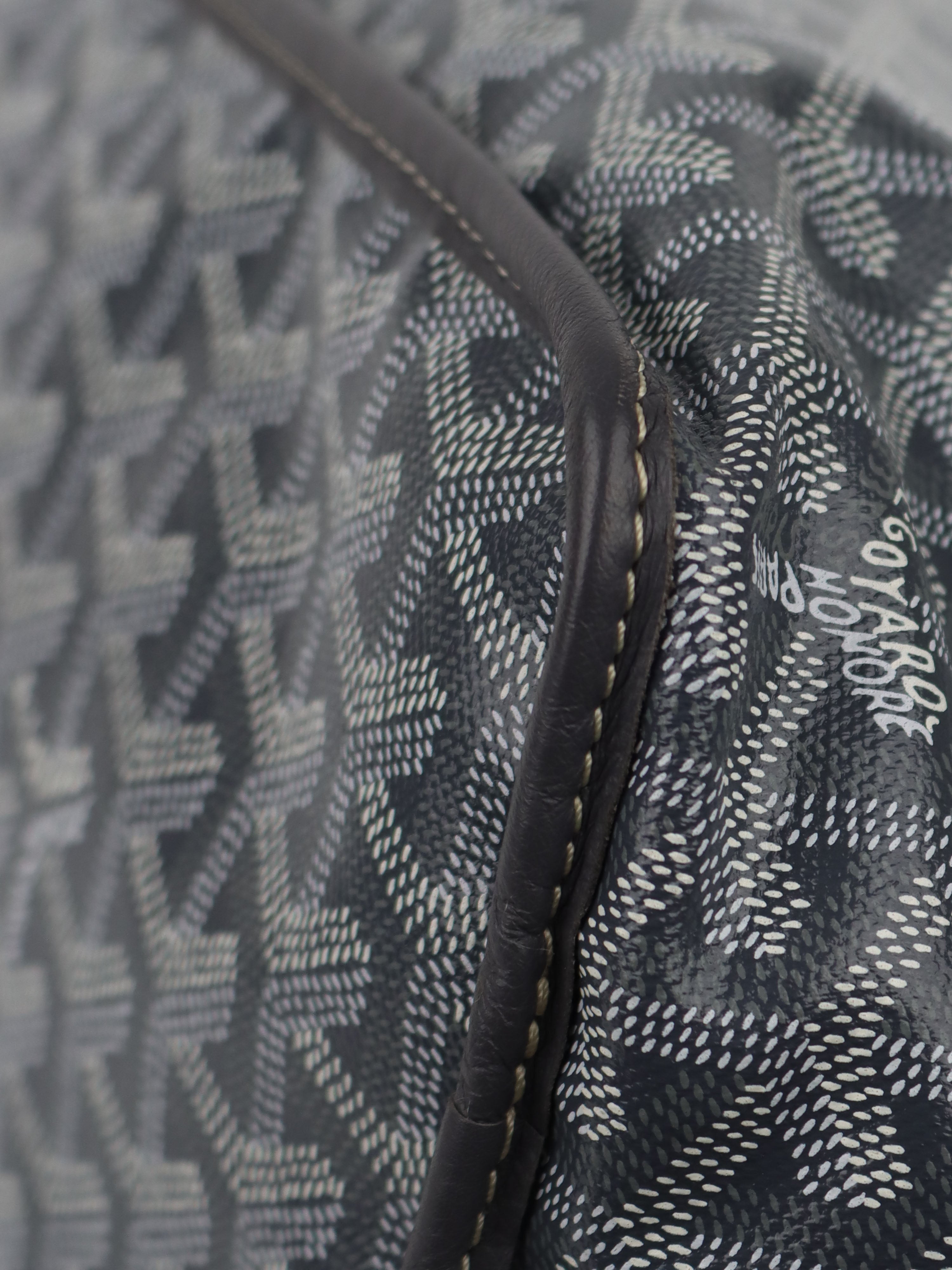 Goyard Anjou PM Tote Bag Grey. – Votre Luxe