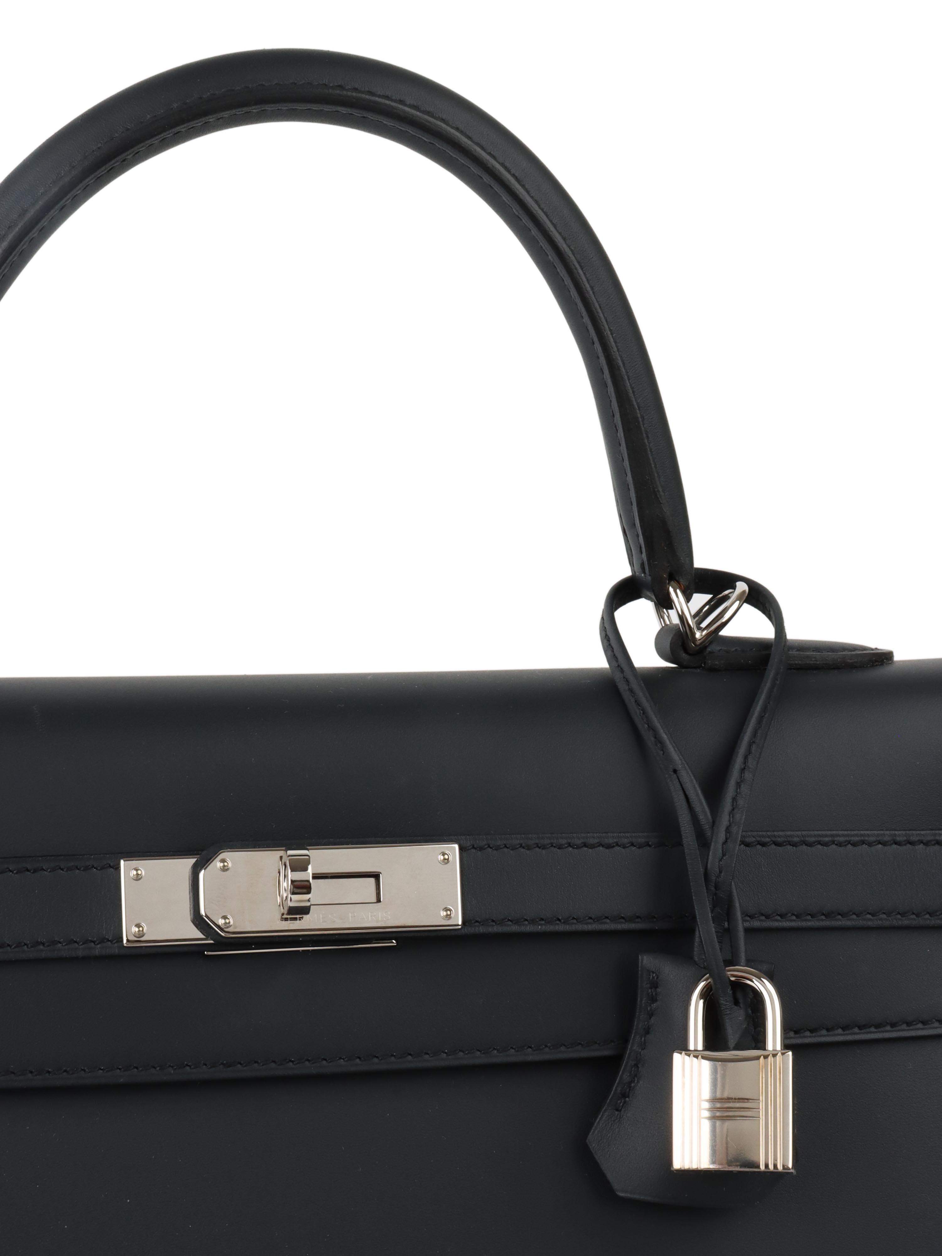 Hermes Kelly 32 Black Sombrero Leather PHW.