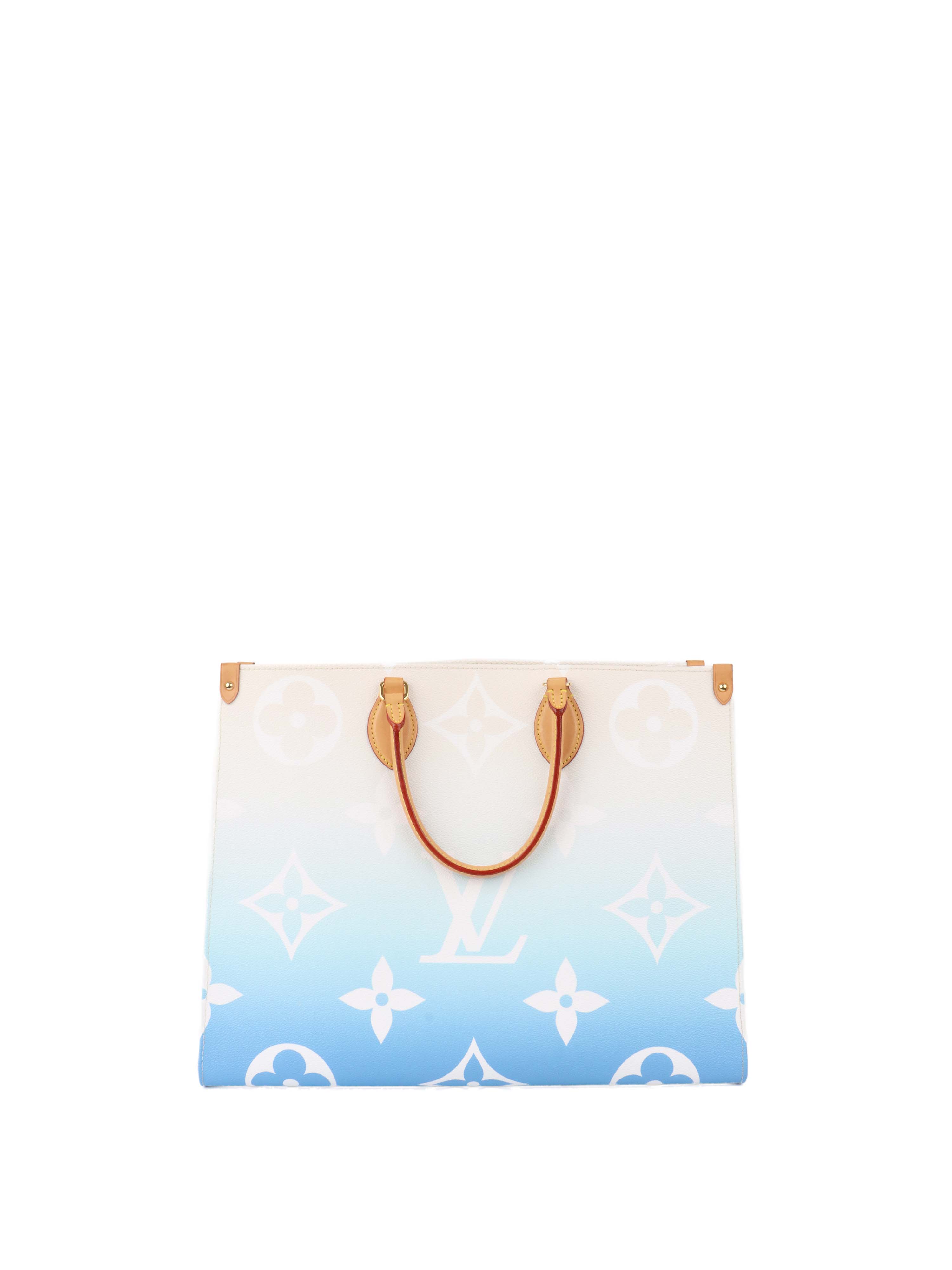 Louis Vuitton Beige/Blue Ombre OnTheGo GM Pool