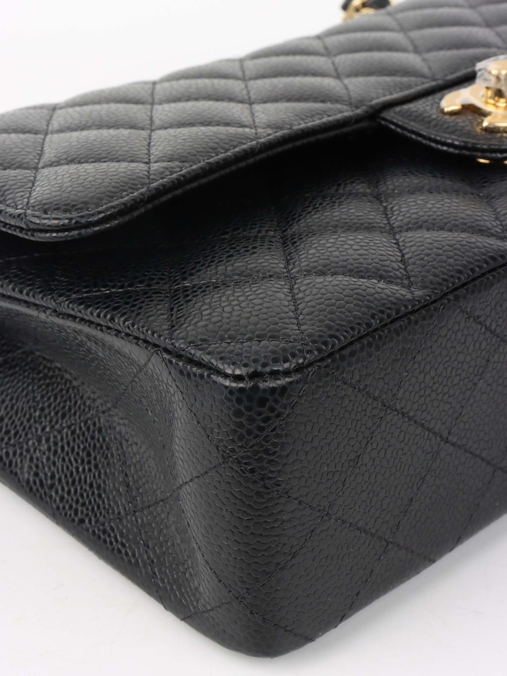 Chanel Black Medium Caviar Classic Flap GHW.