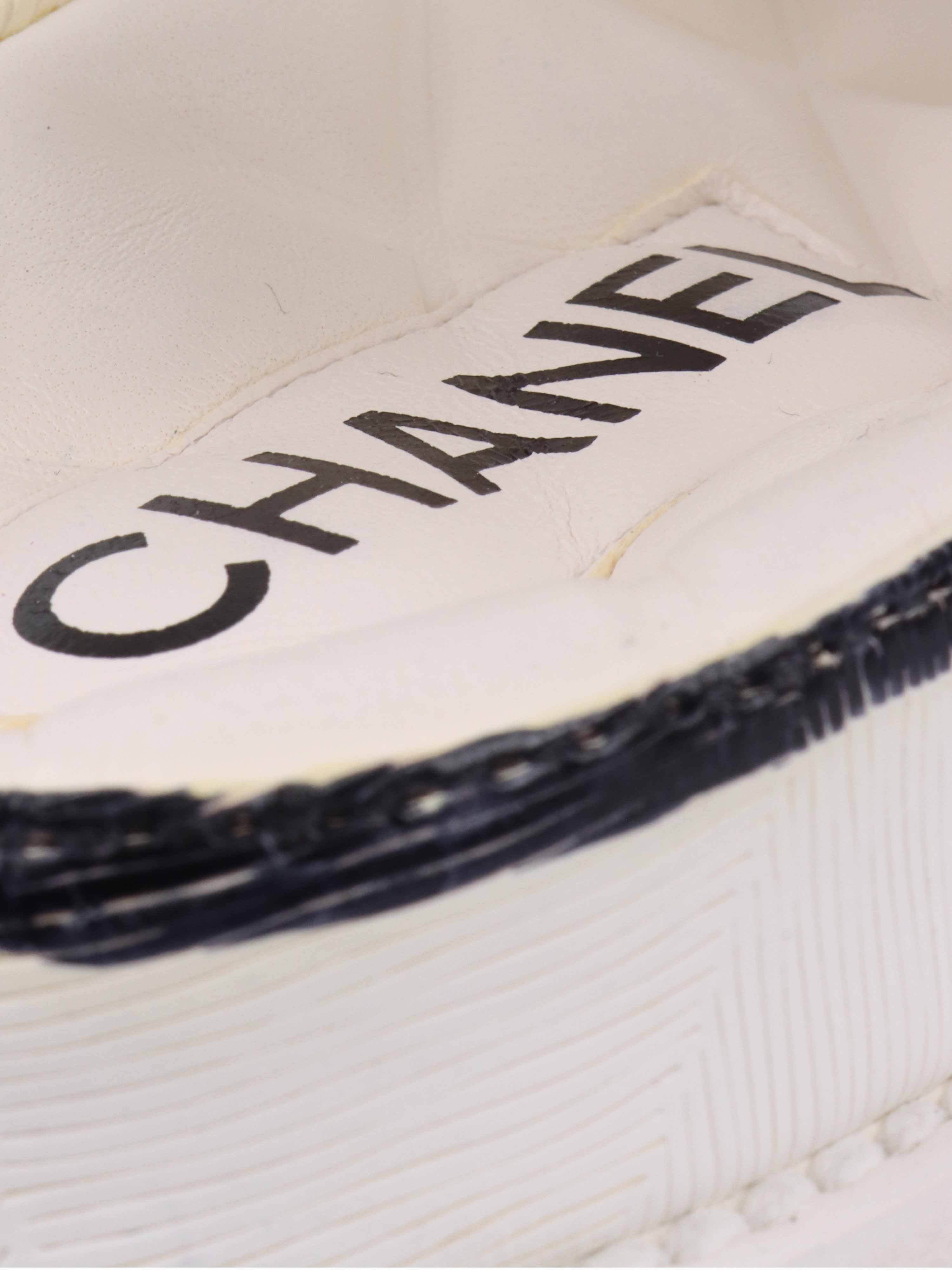 Chanel 22C Dad Sandals Size 37.