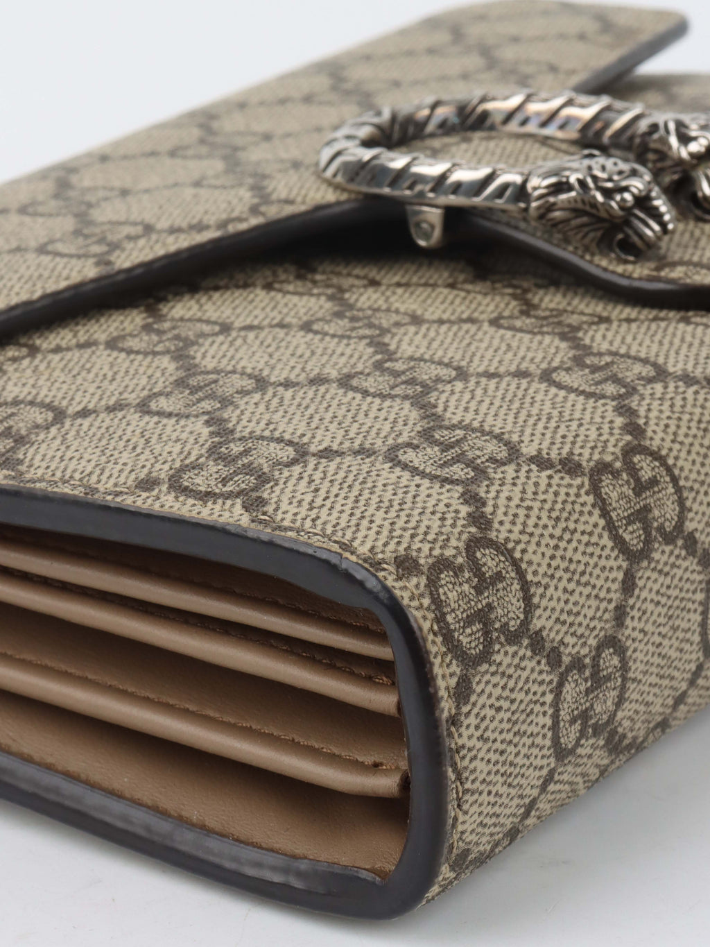 Gucci Dionysus Wallet on Chain.