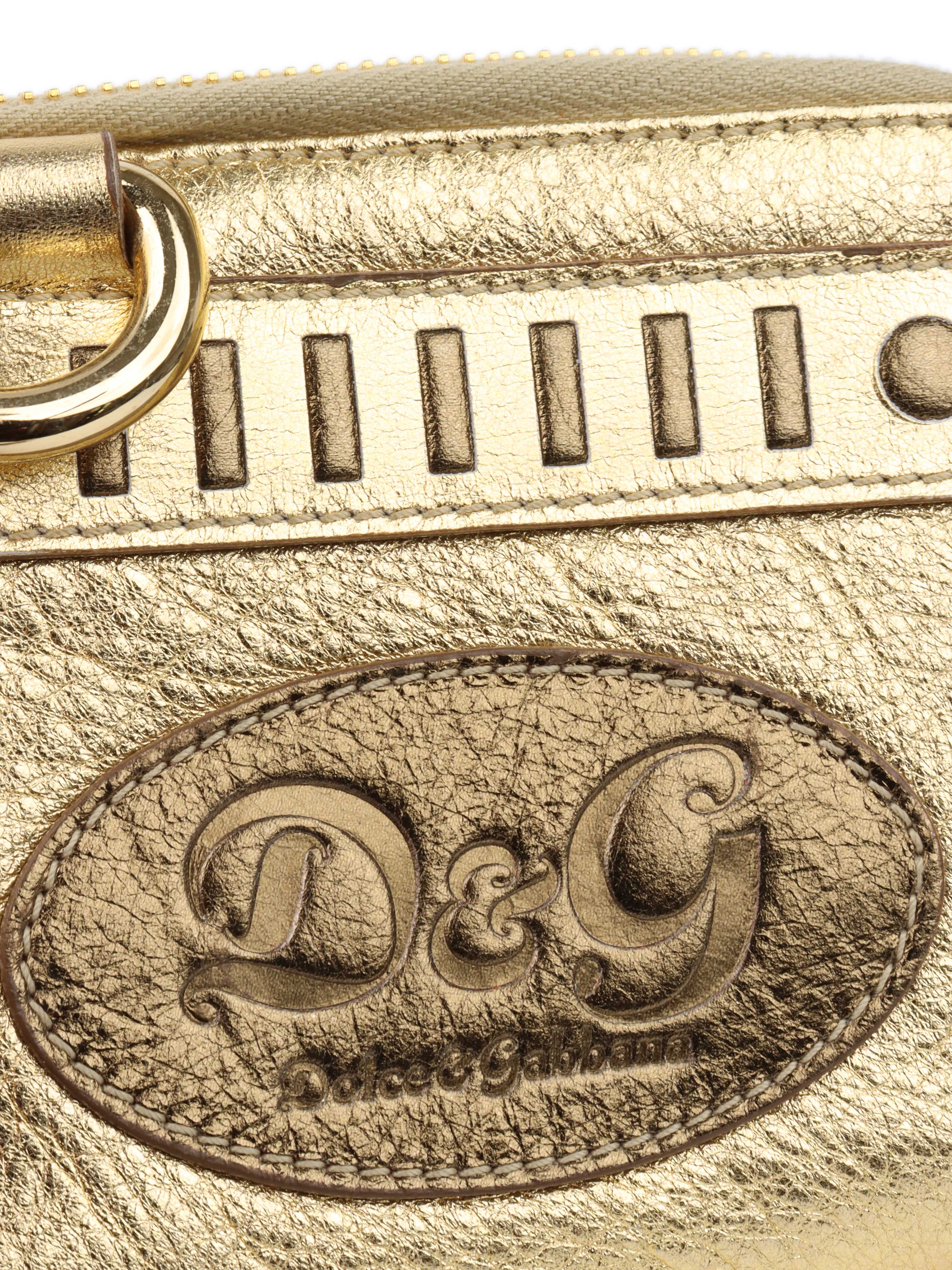 Dolce & Gabbana Gold Wallet on Chain.