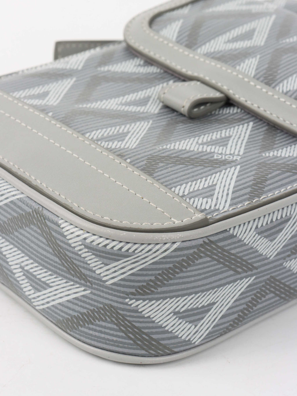 Dior Silver 'Hit The Road' Vertical Crossbody Pouch.