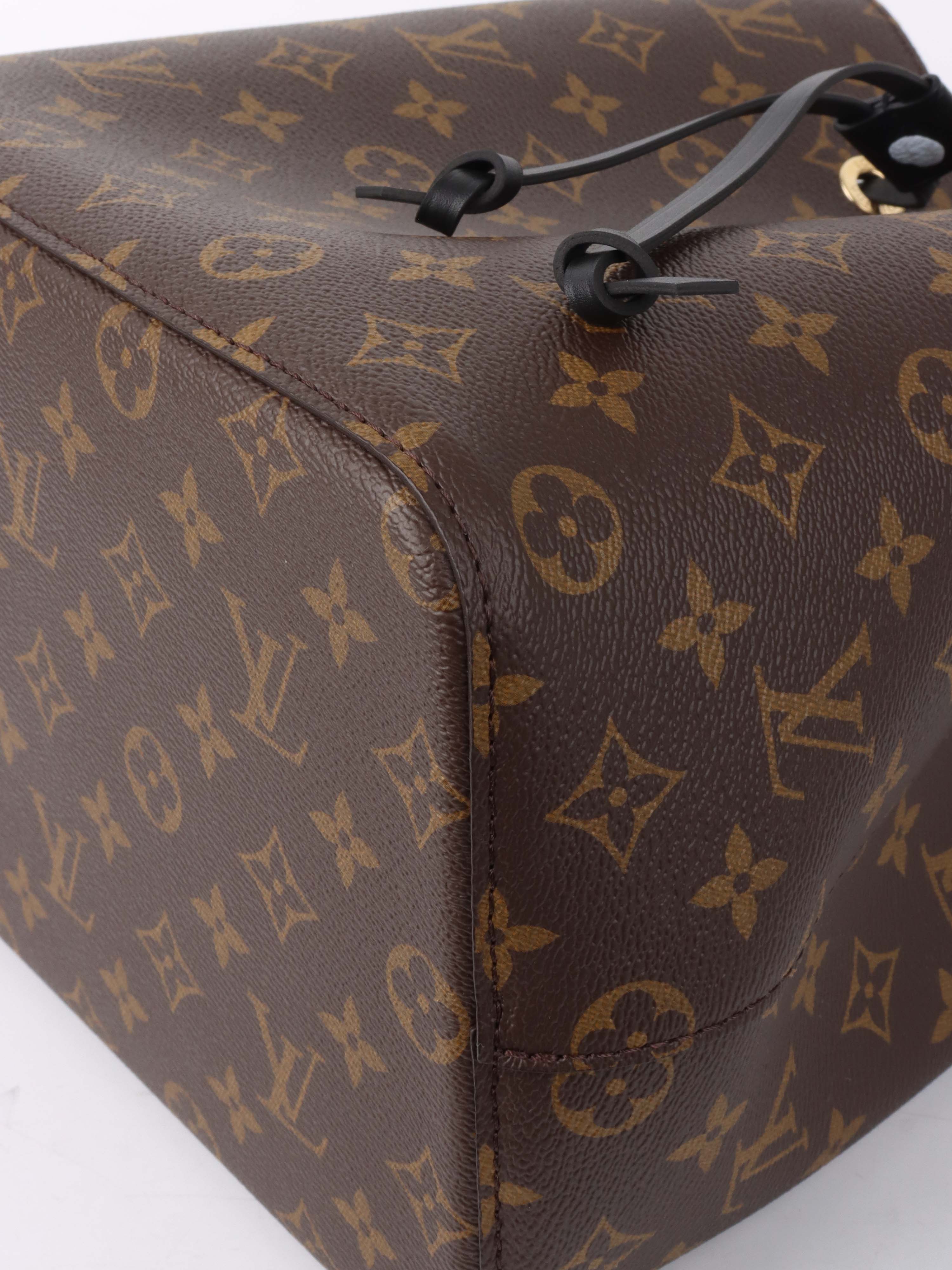 Louis Vuitton Black Neonoe Bag.