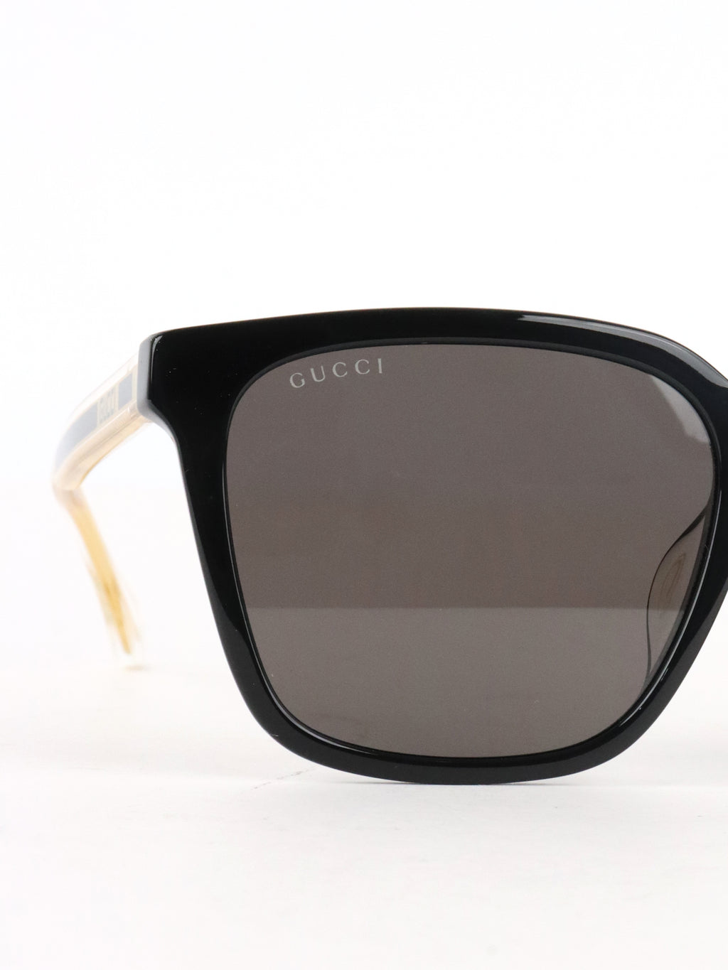 Gucci Black/Gold Sunglasses