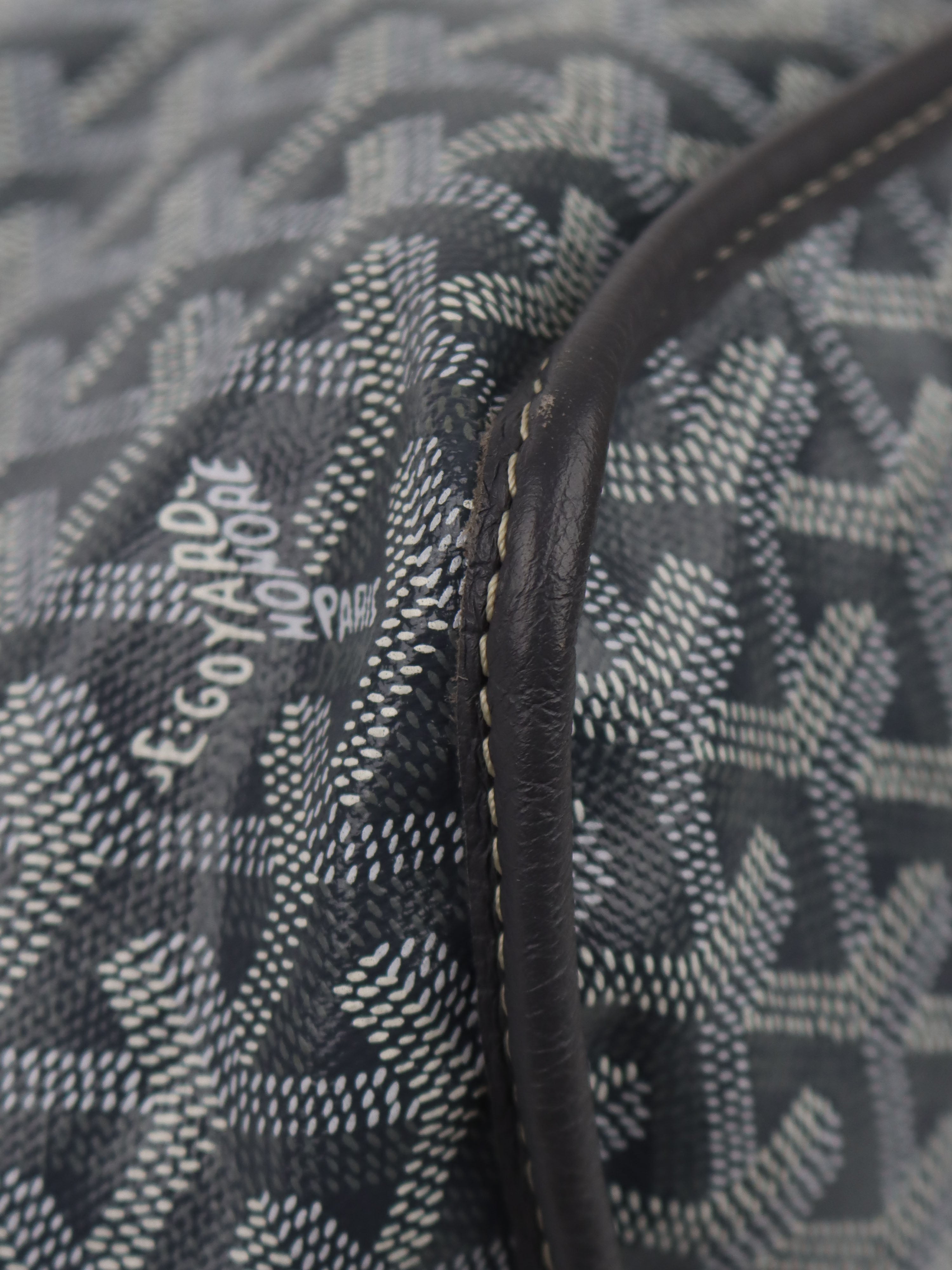 Goyard Anjou PM Tote Bag Grey. – Votre Luxe