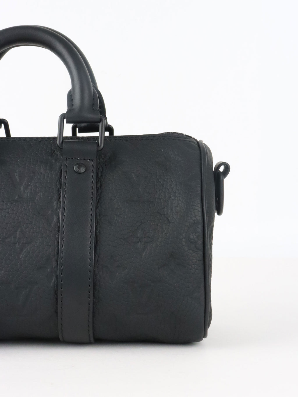 Louis Vuitton Black Keepall Bandoulière 25 Bag