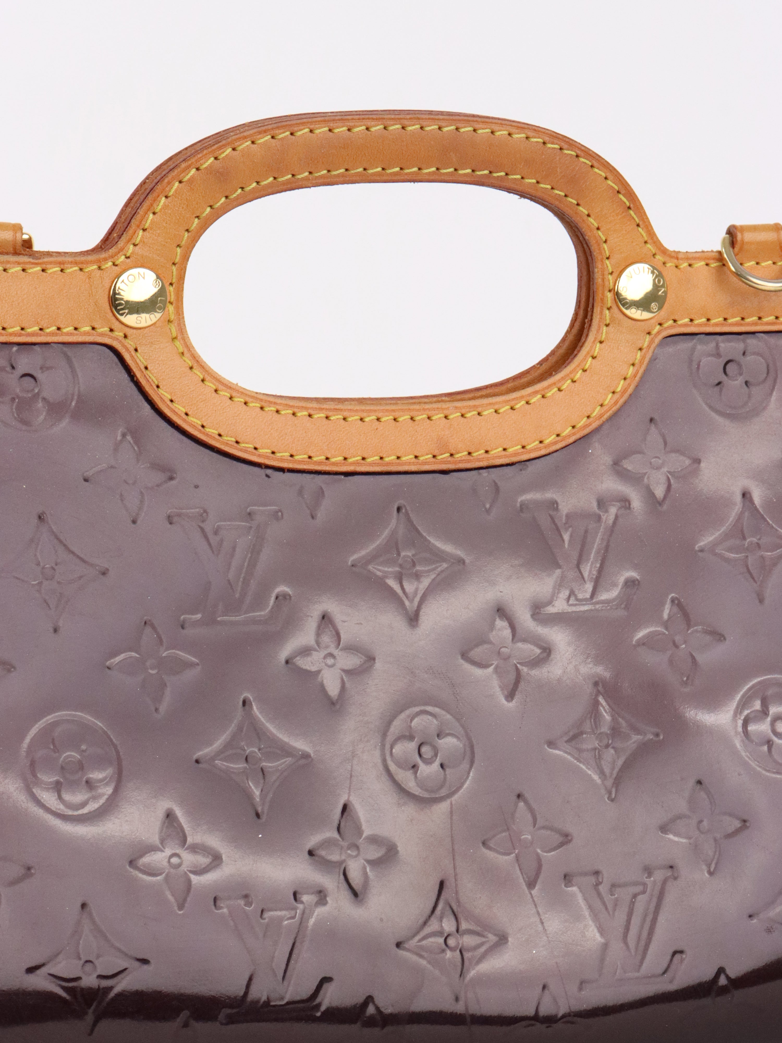 Louis Vuitton Amarante Monogram Vernis Roxbury Shoulder Clutch