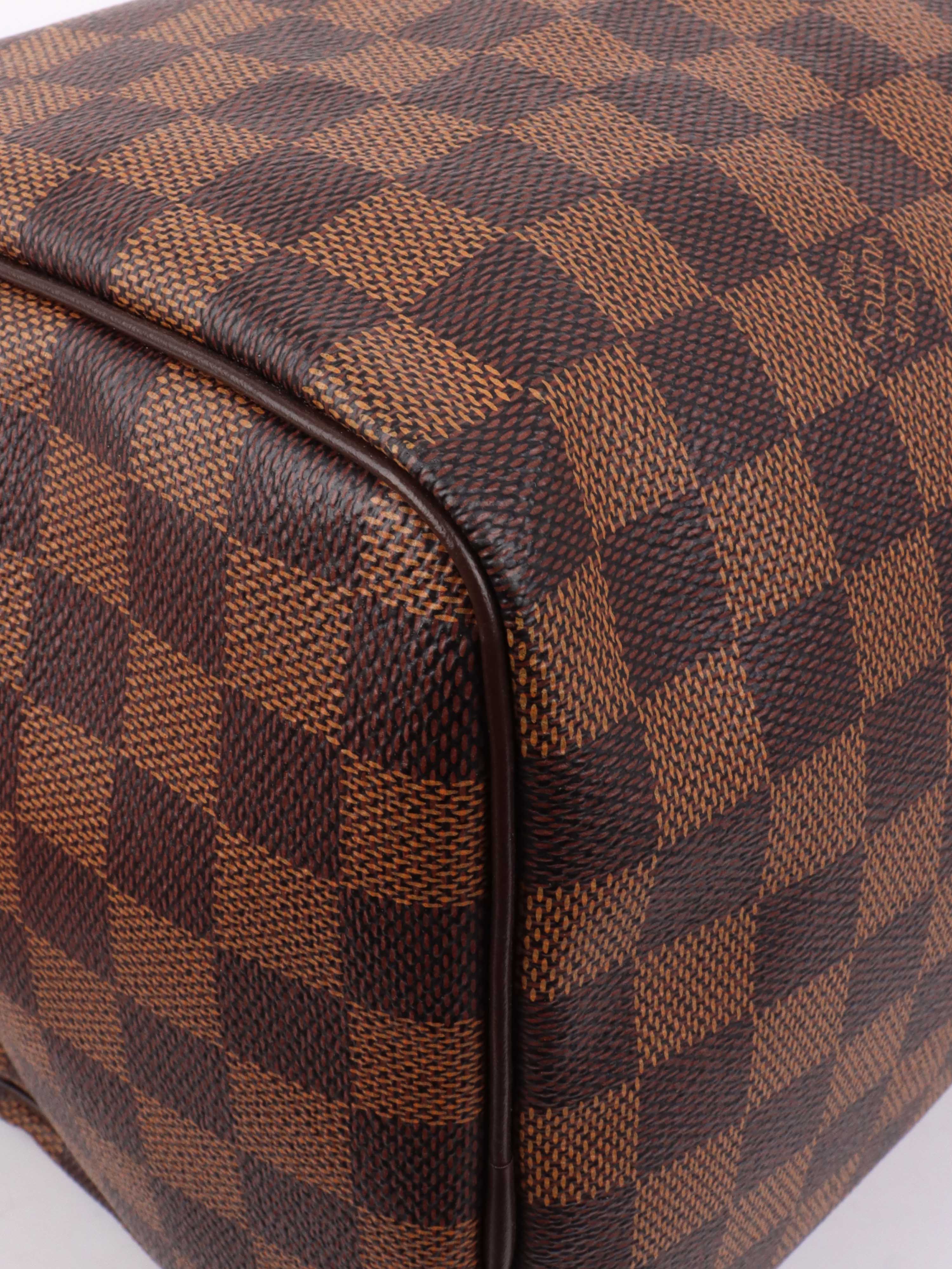Louis Vuitton Damier Ebene Speedy 30.