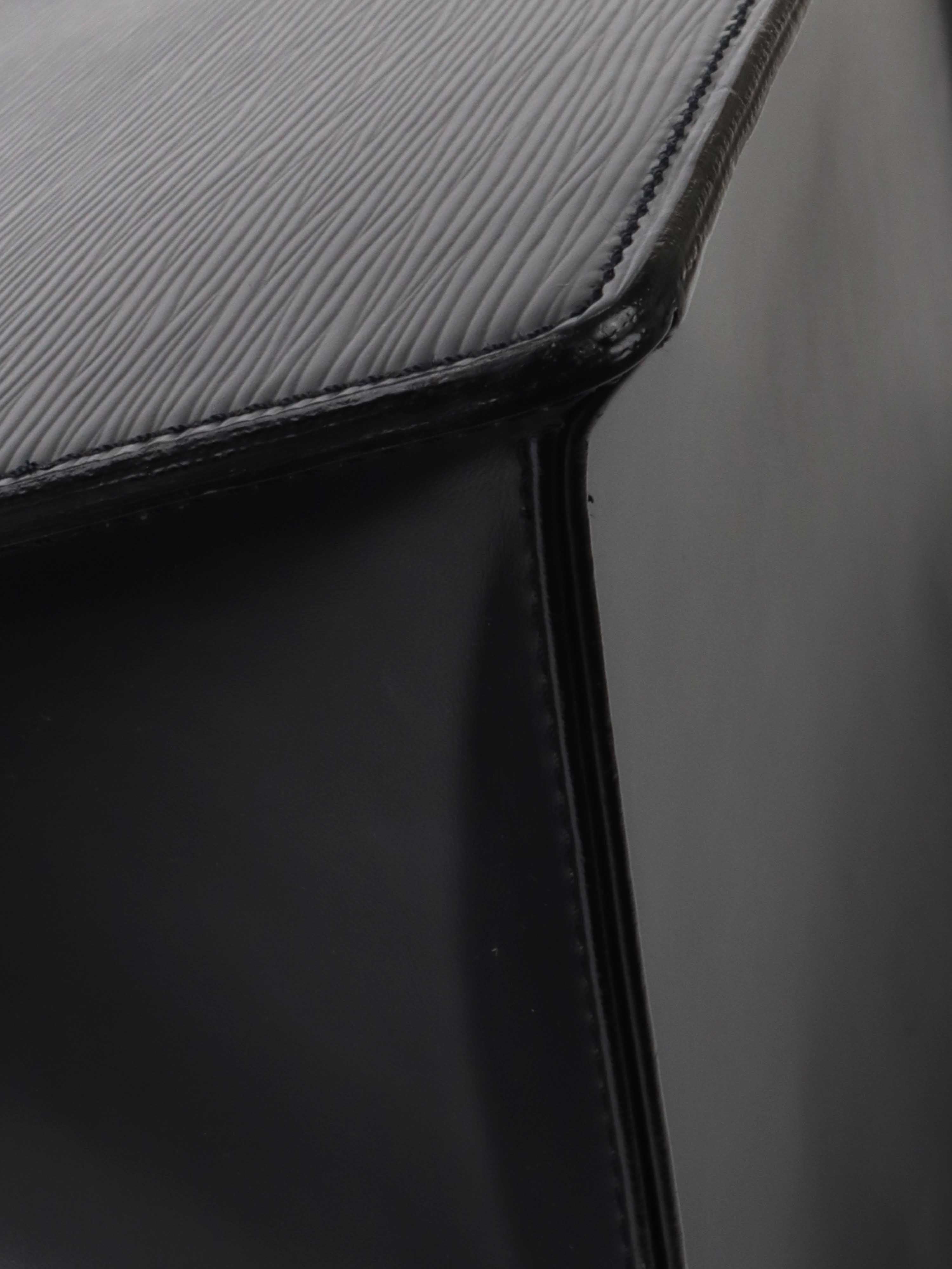 Louis Vuitton - Black Epi Leather Lena Clutch Bag