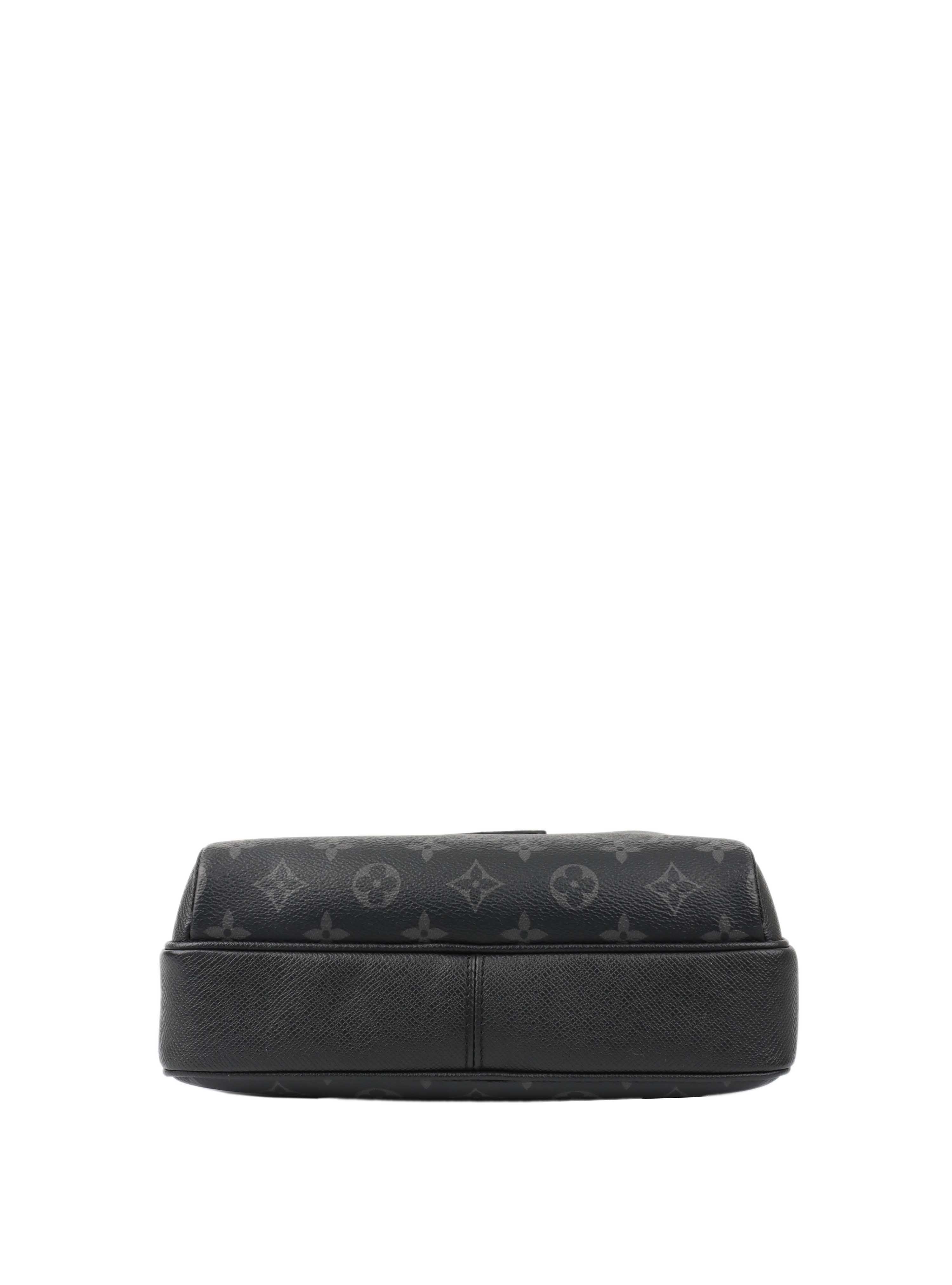 Louis Vuitton Taigarama Eclipse Outdoor Messenger Bag
