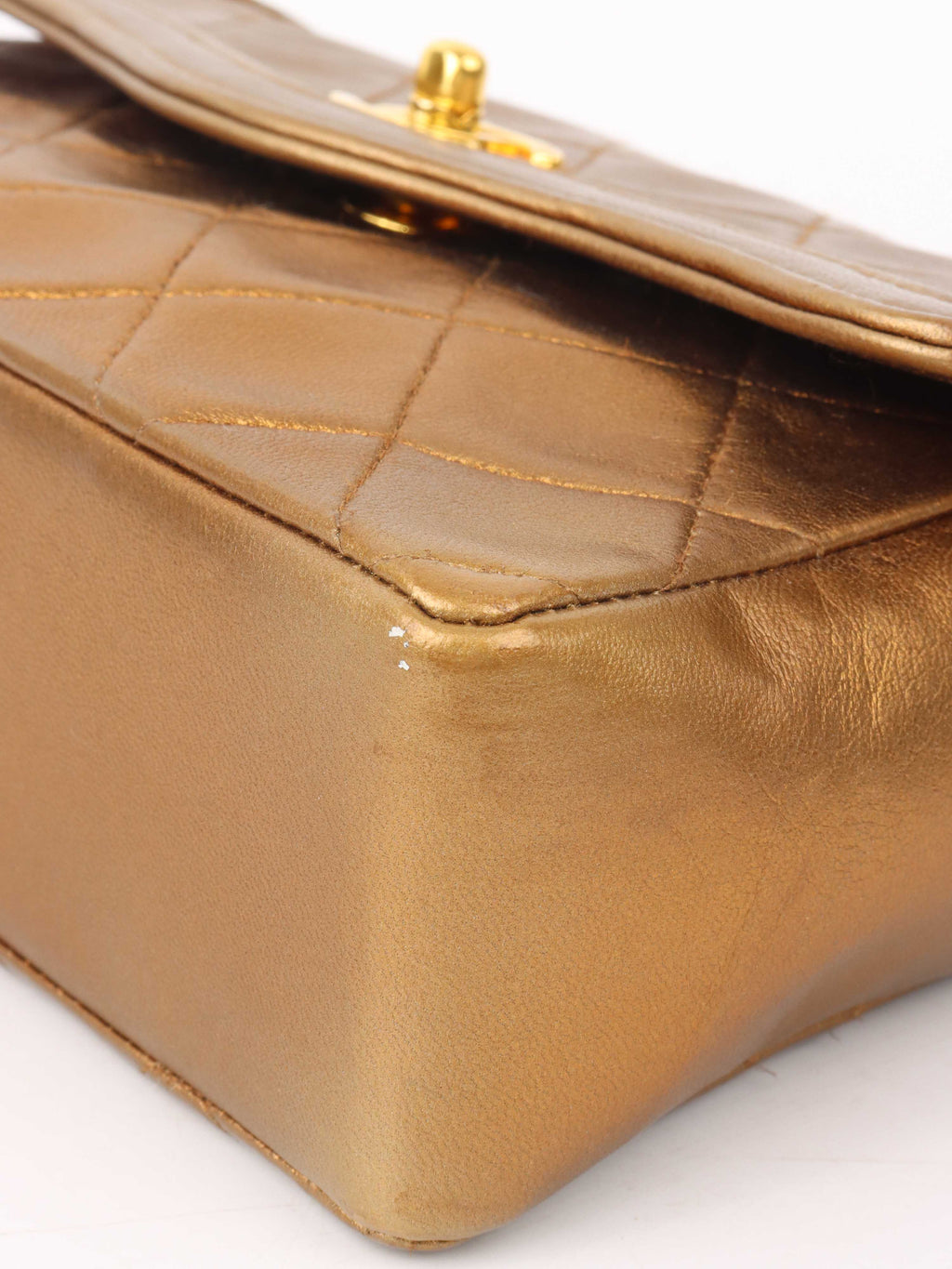 Chanel Gold Matellic Vintage Chain Bag.