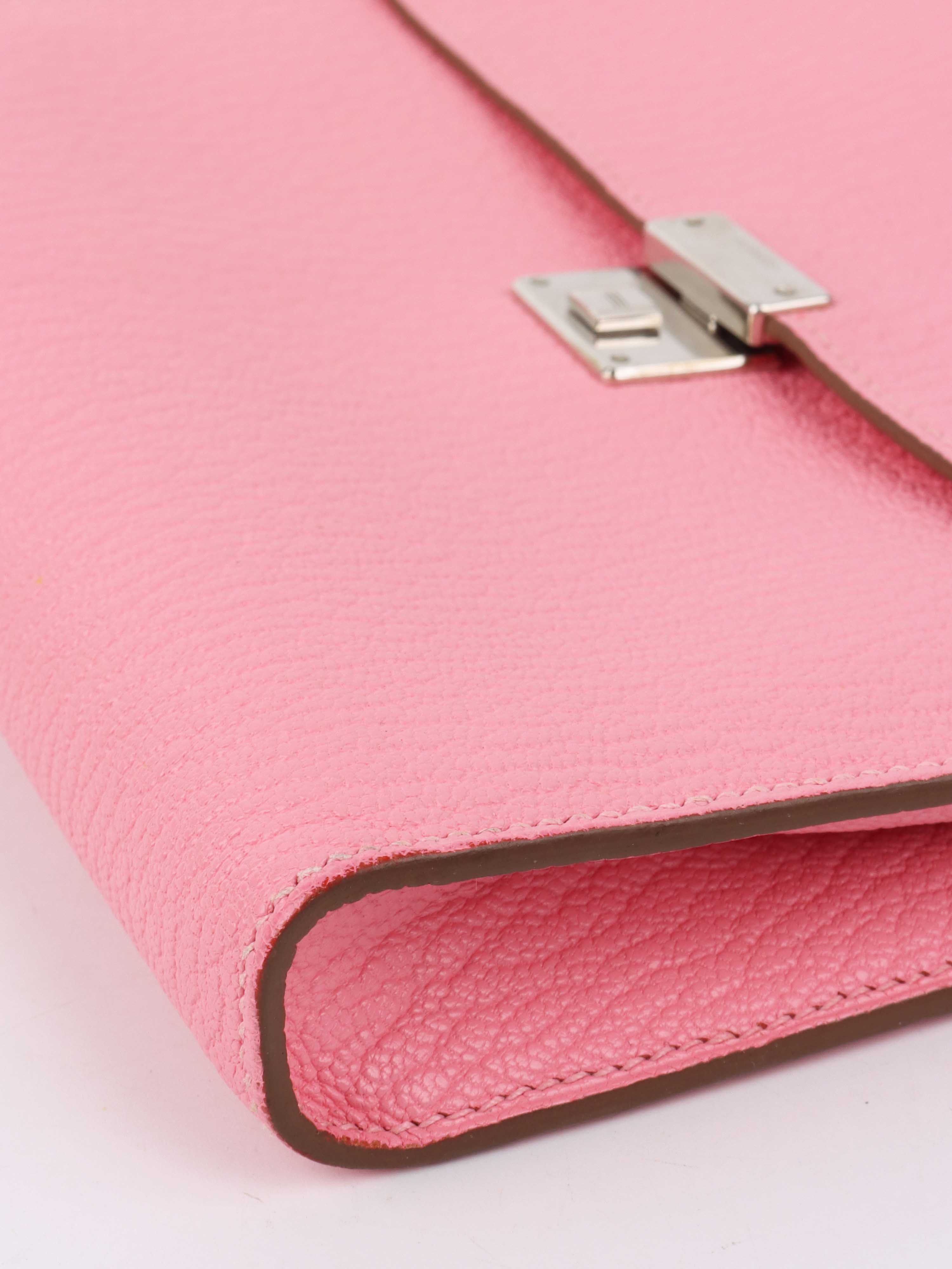 Hermes Pink Wallet on Chain.