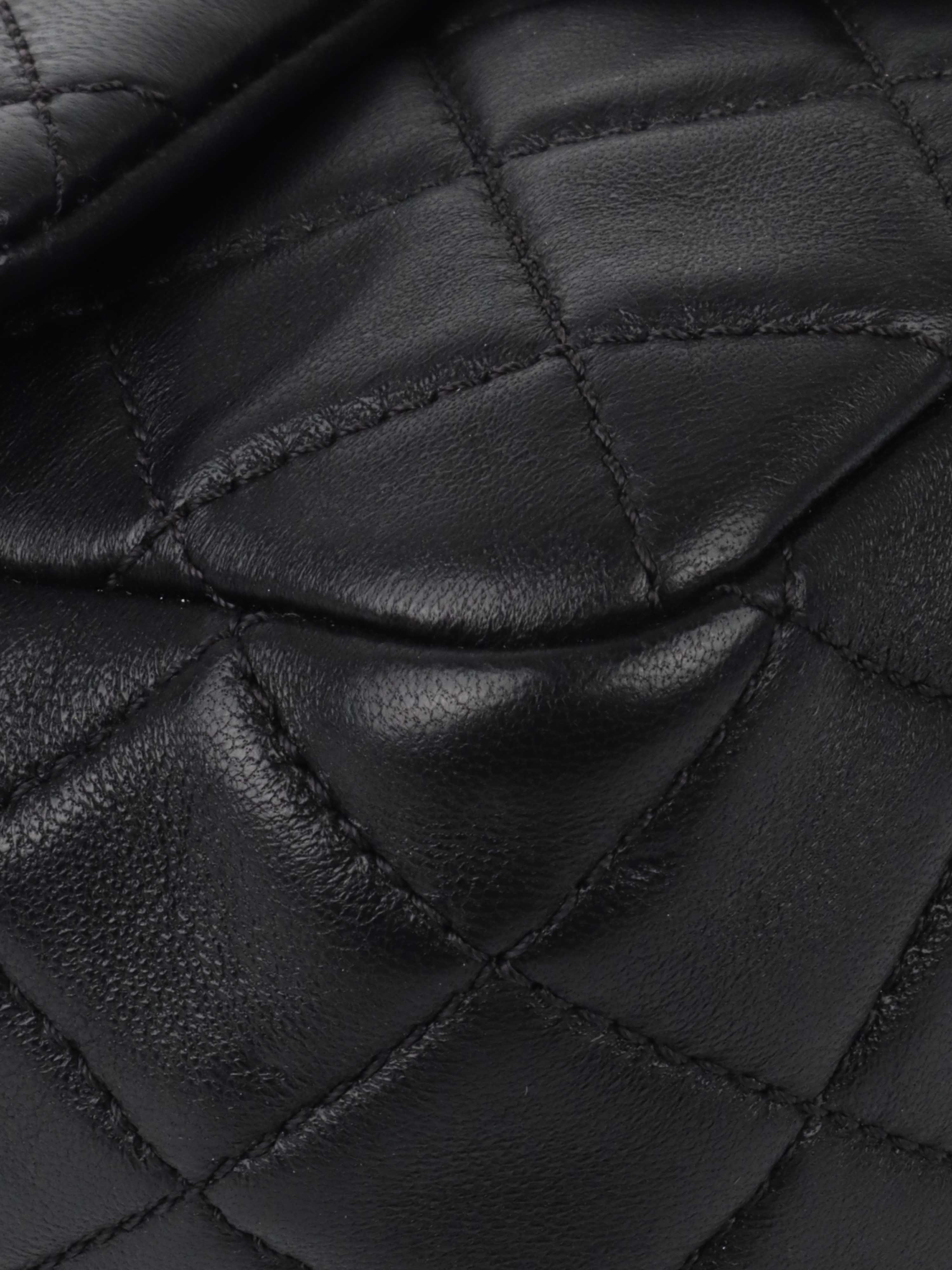 Chanel bag quilted lambskin hotsell