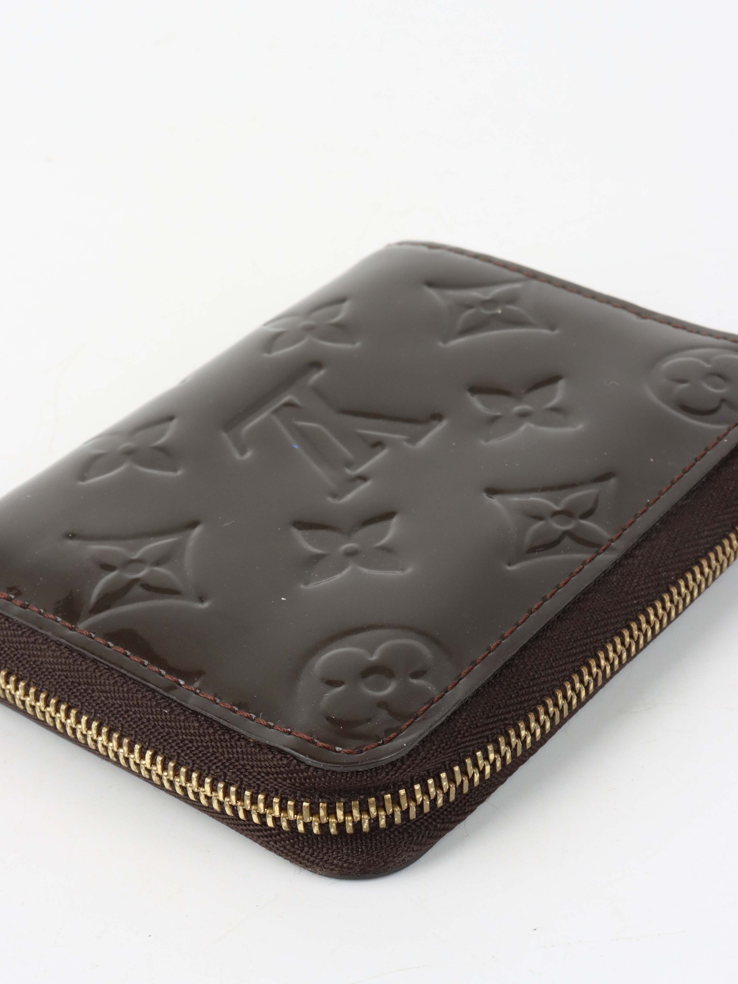 Louis Vuitton Vernis Zippy Coin Purse.