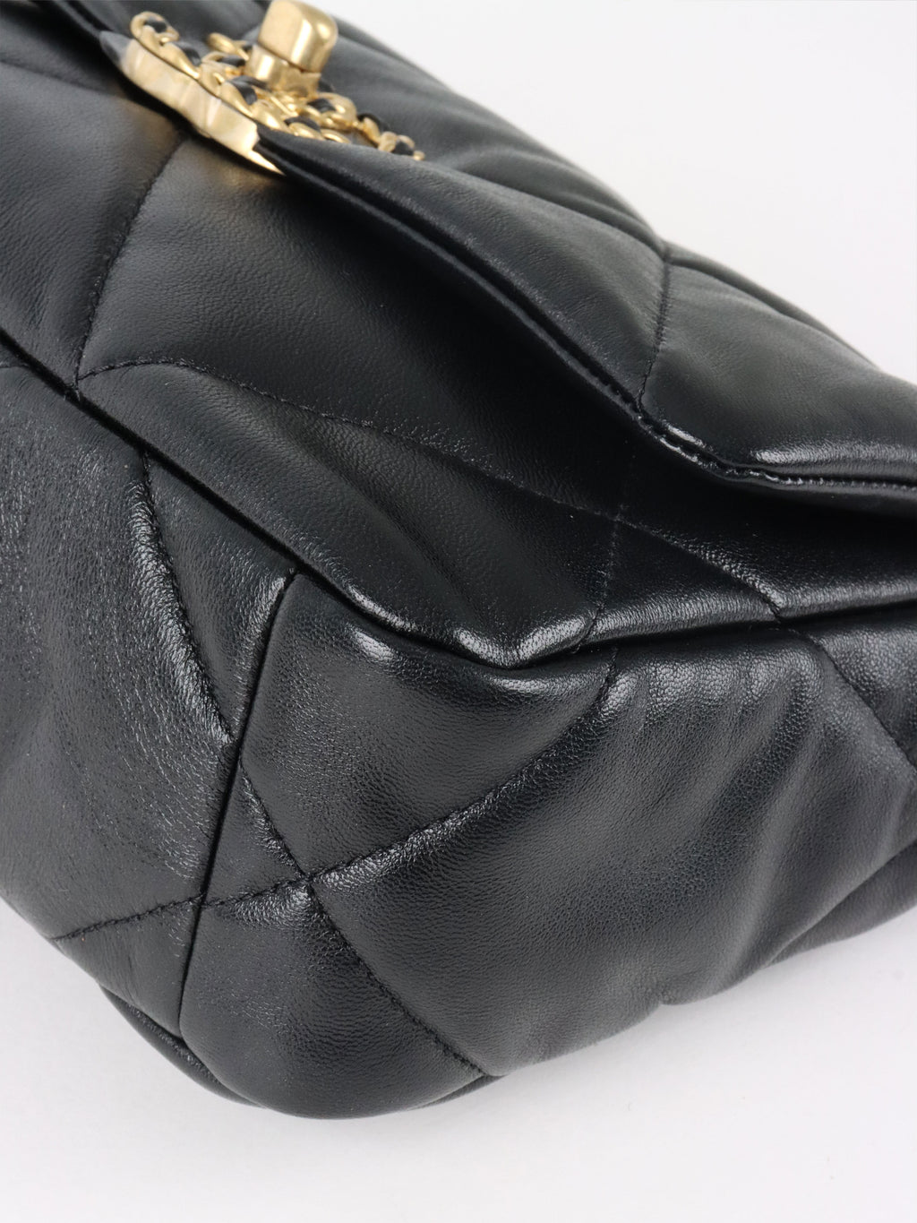 Chanel 19 Small Handbag Black