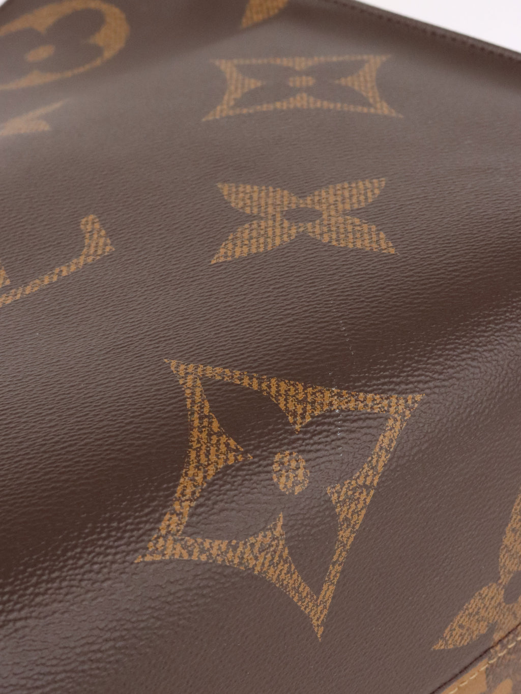 Louis Vuitton Monogram OnTheGo GM