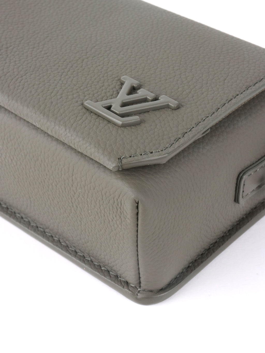 Louis Vuitton Khaki Fastline Wearable  Crossbody Wallet