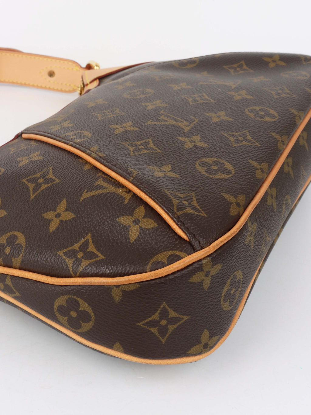 Louis Vuitton Brown Monogram Thames PM Bag.