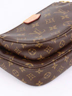 Louis Vuitton Multi Pochette Accessorises.