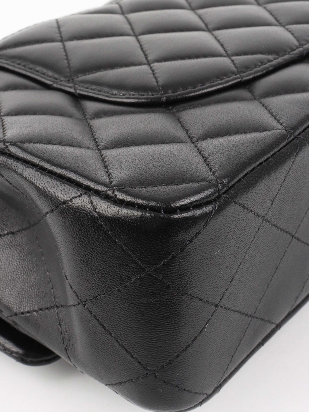 Chanel Black Medium Lambskin Classic Flap SHW.