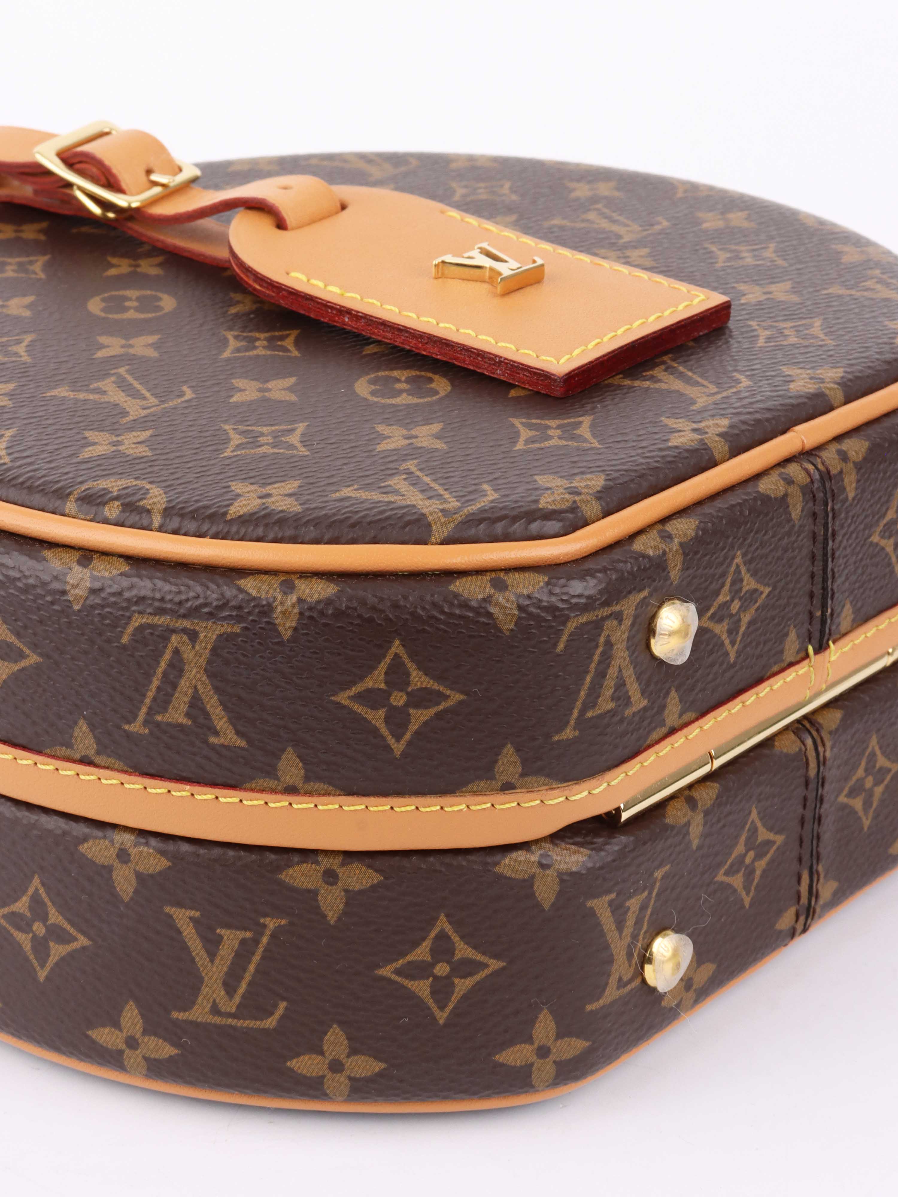 Louis Vuitton Petite Boite Chapeau.