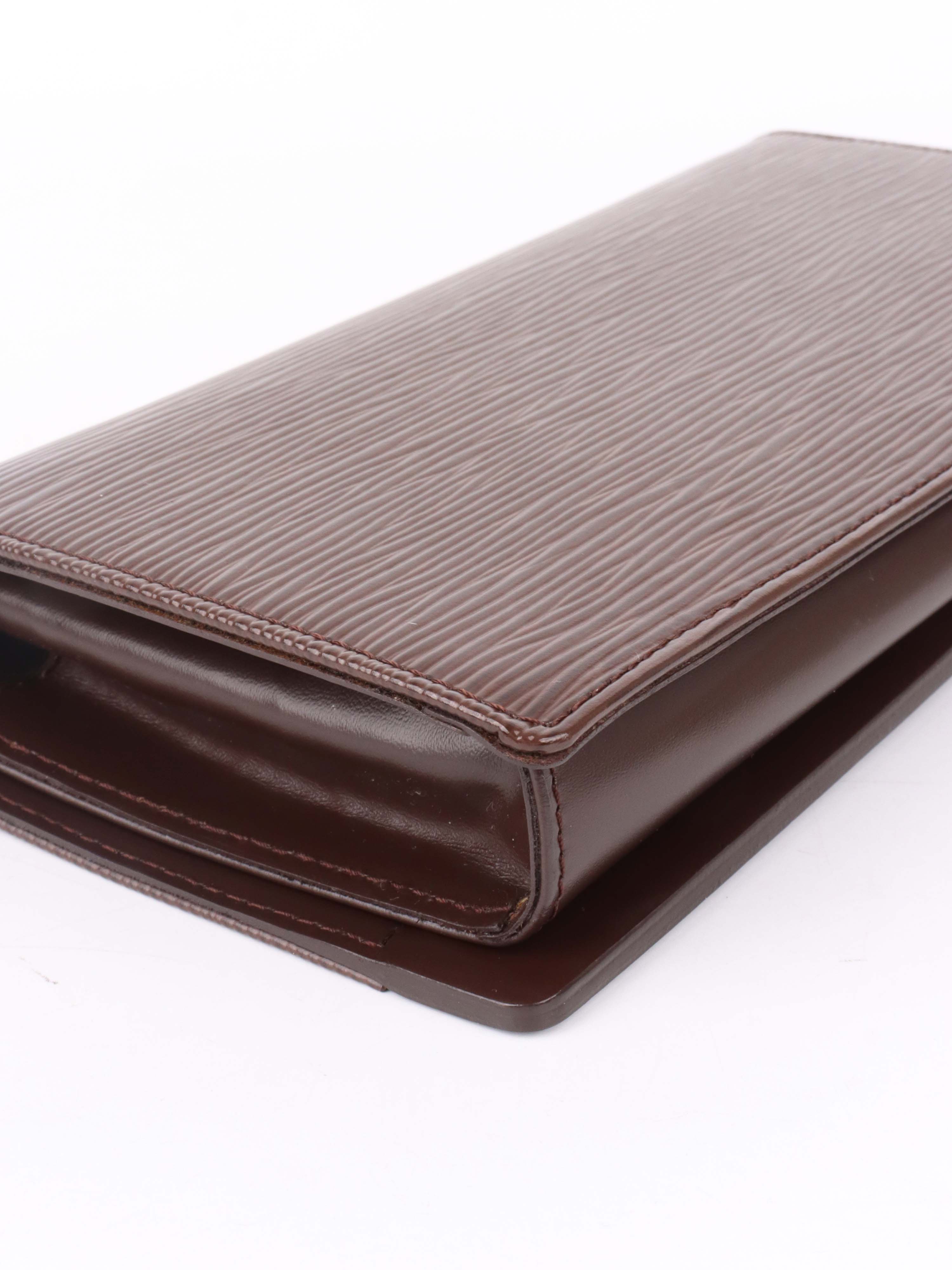 Louis Vuitton Brown Epi Leather Honfleur Clutch